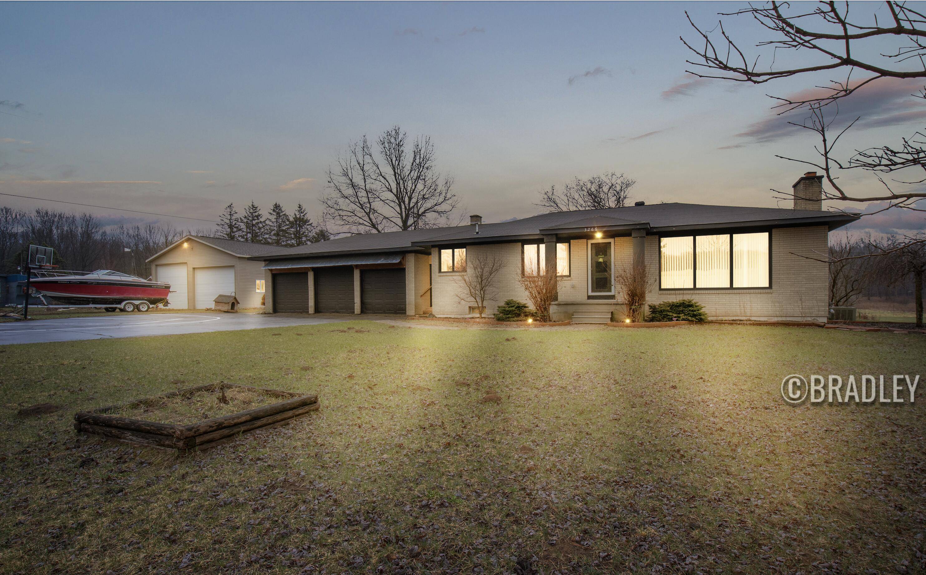 Hamilton, MI 49419,3266 138th Avenue
