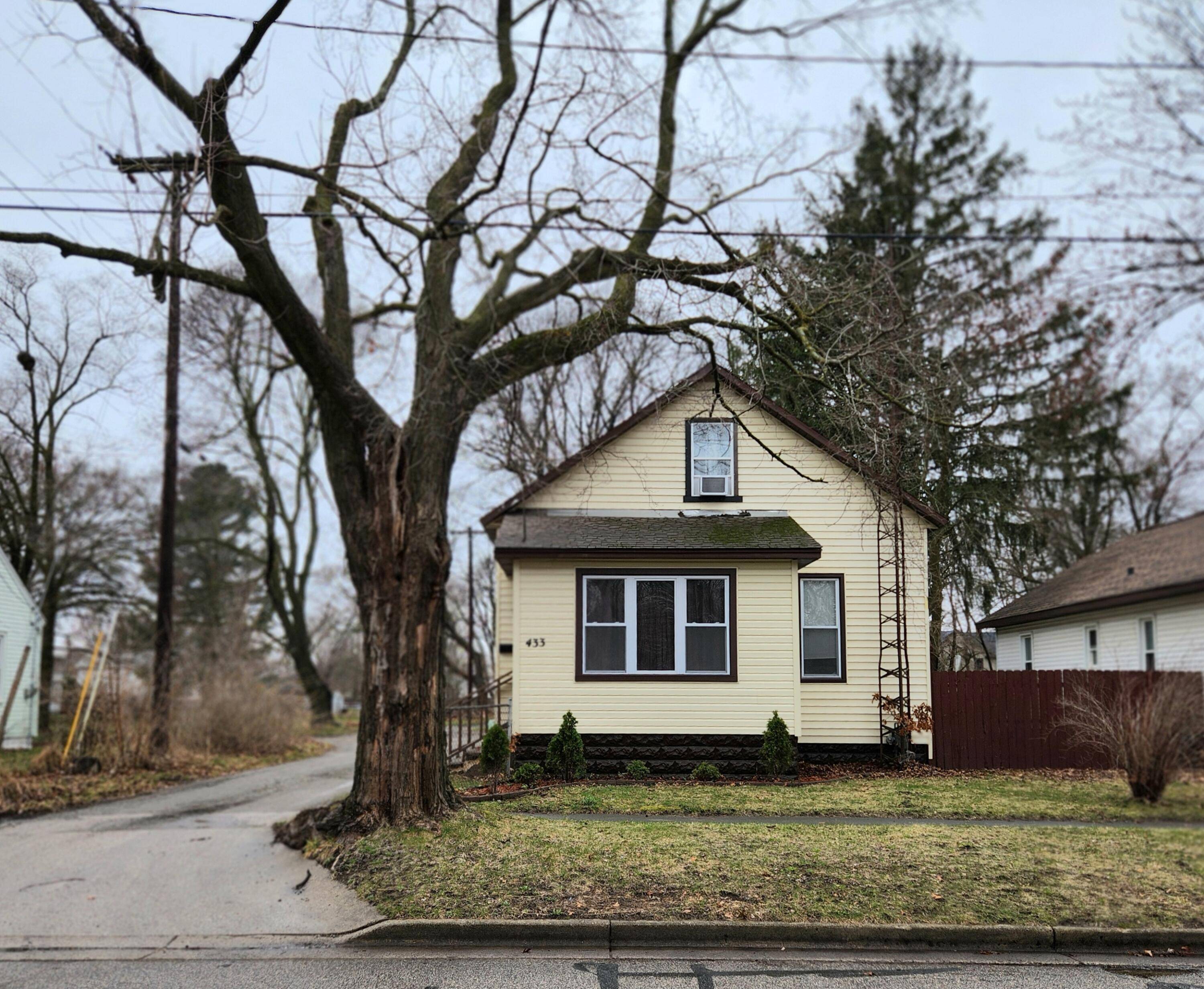 Muskegon, MI 49442,433 Langley Street