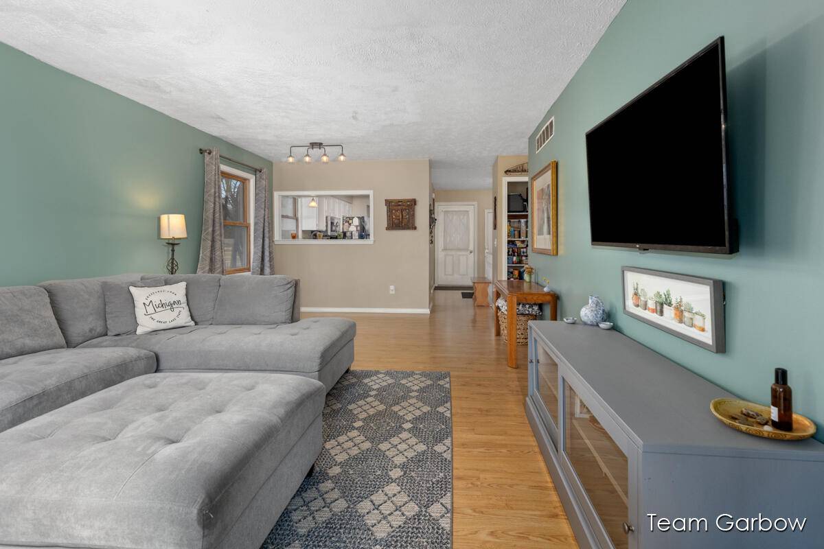 Holt, MI 48842,1849 Aurelius Road
