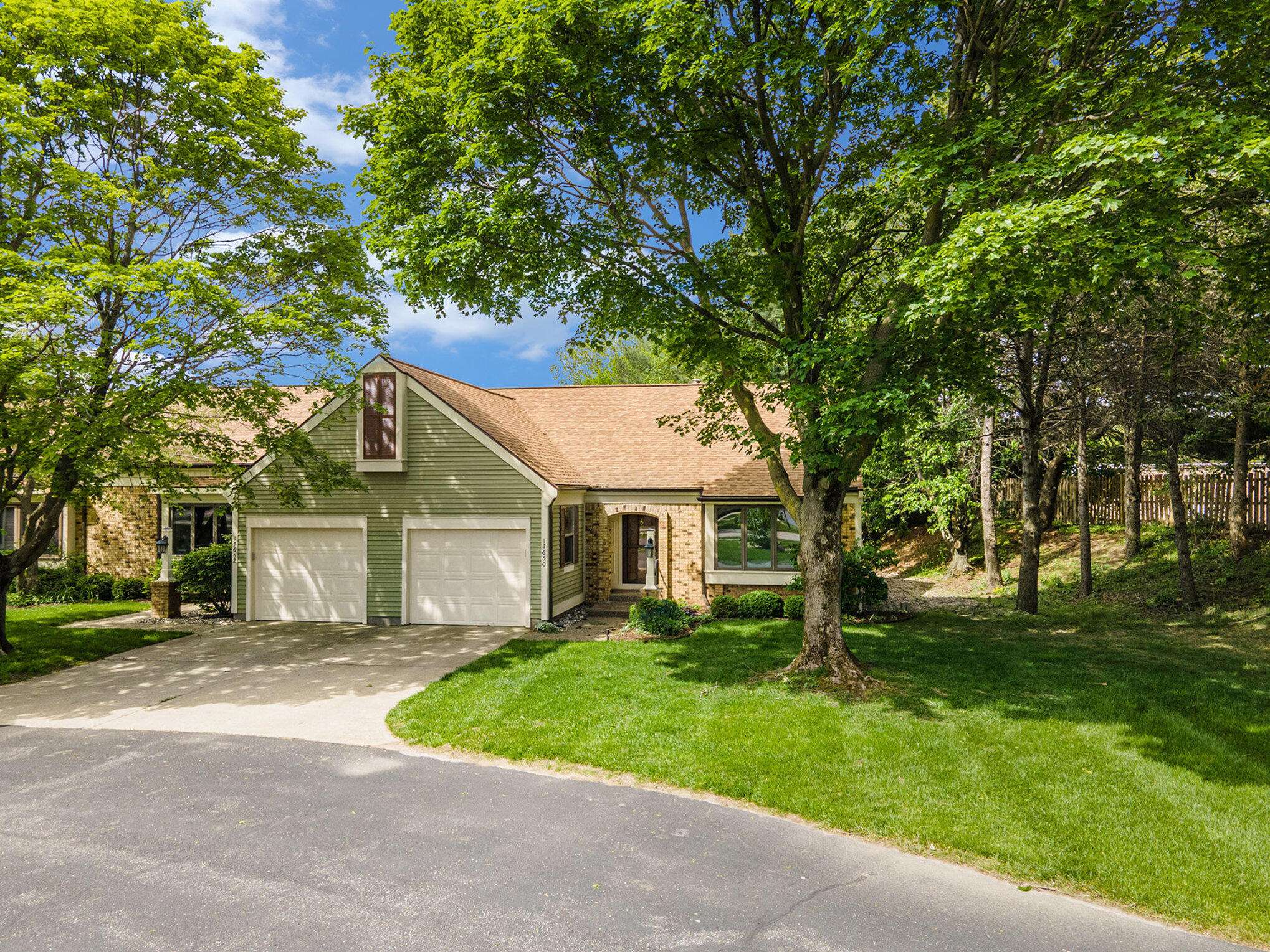 Spring Lake, MI 49456,17650 Woodbridge Road ##1