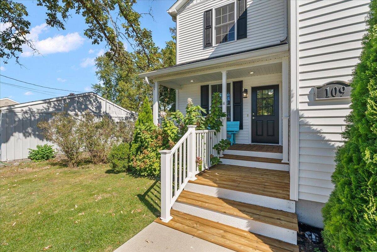 New Buffalo, MI 49117,109 N Harrison Street