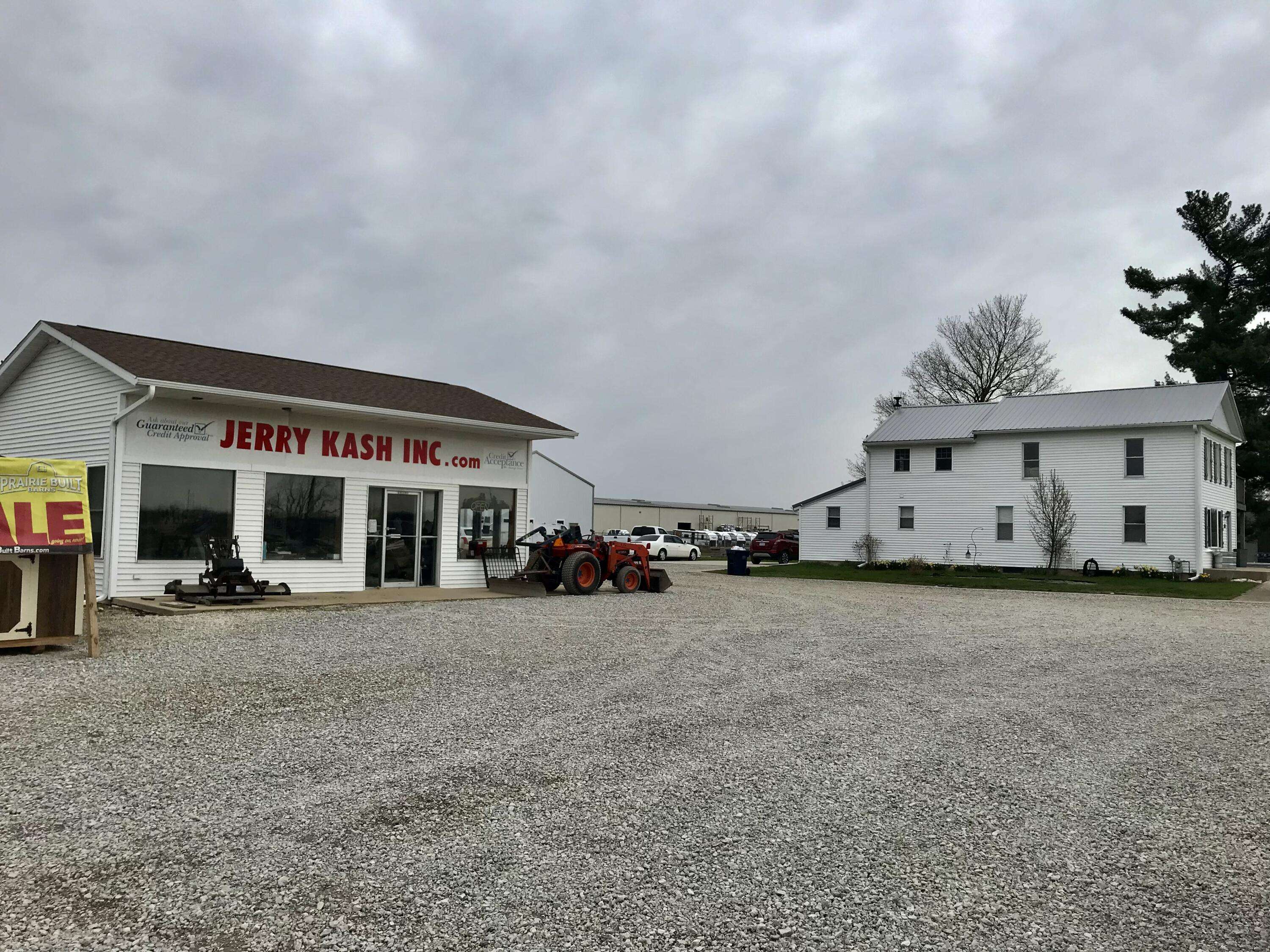 White Pigeon, MI 49099,606 W Chicago Road