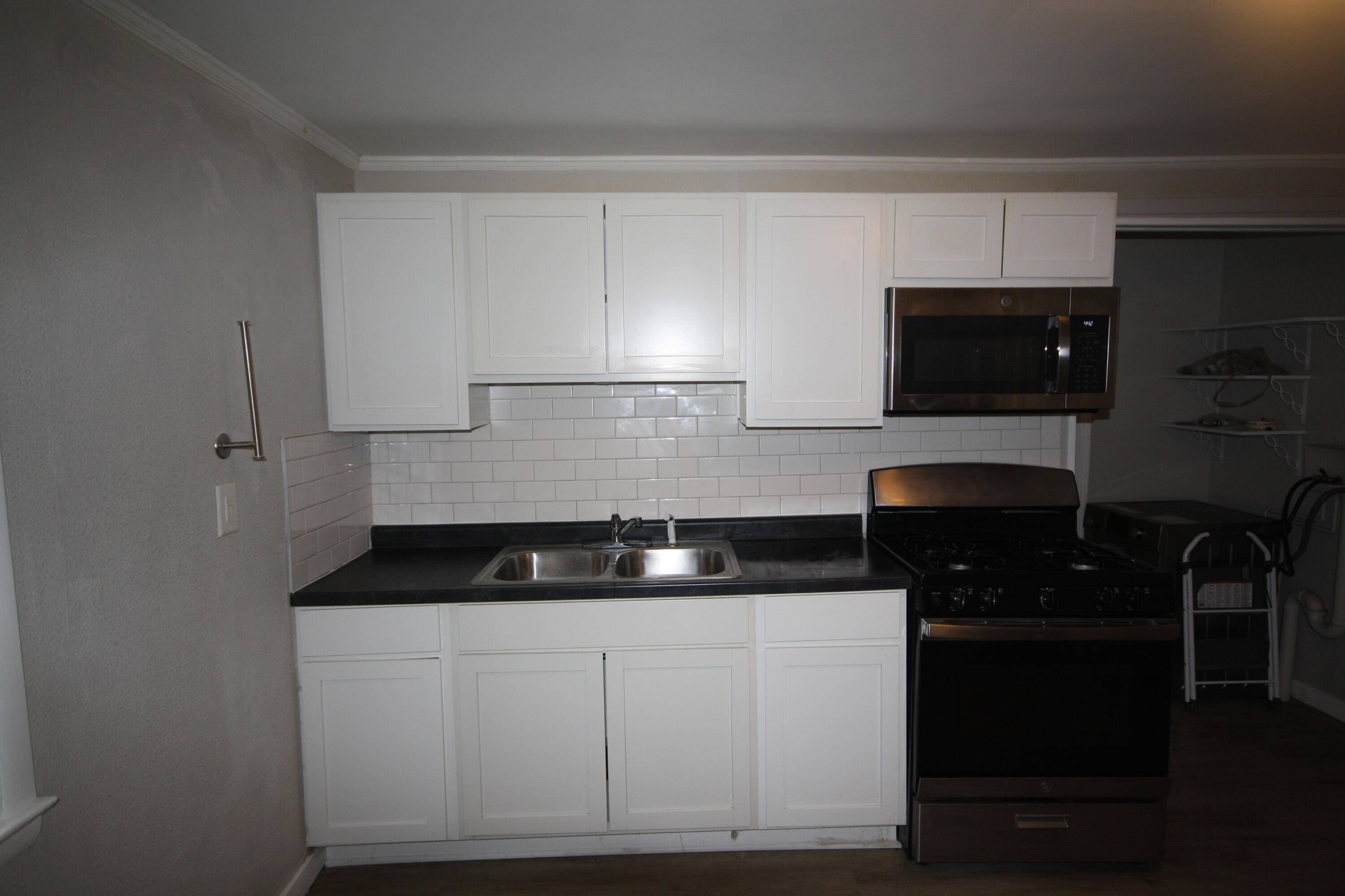 Kalamazoo, MI 49048,522 Gayle Avenue