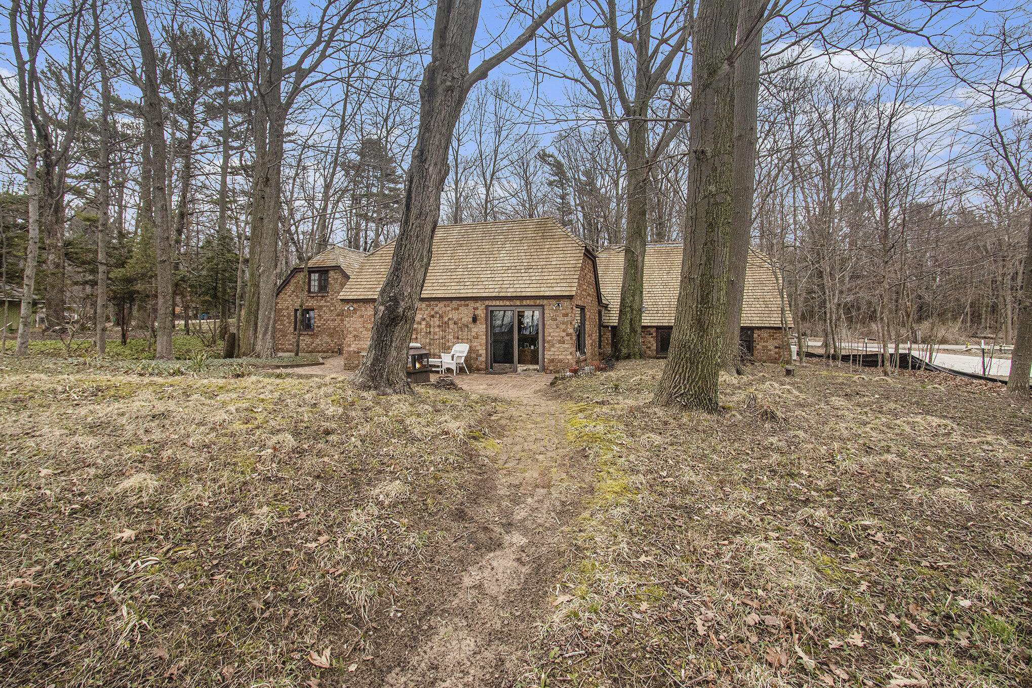 Fennville, MI 49408,2580 Lakeshore Drive