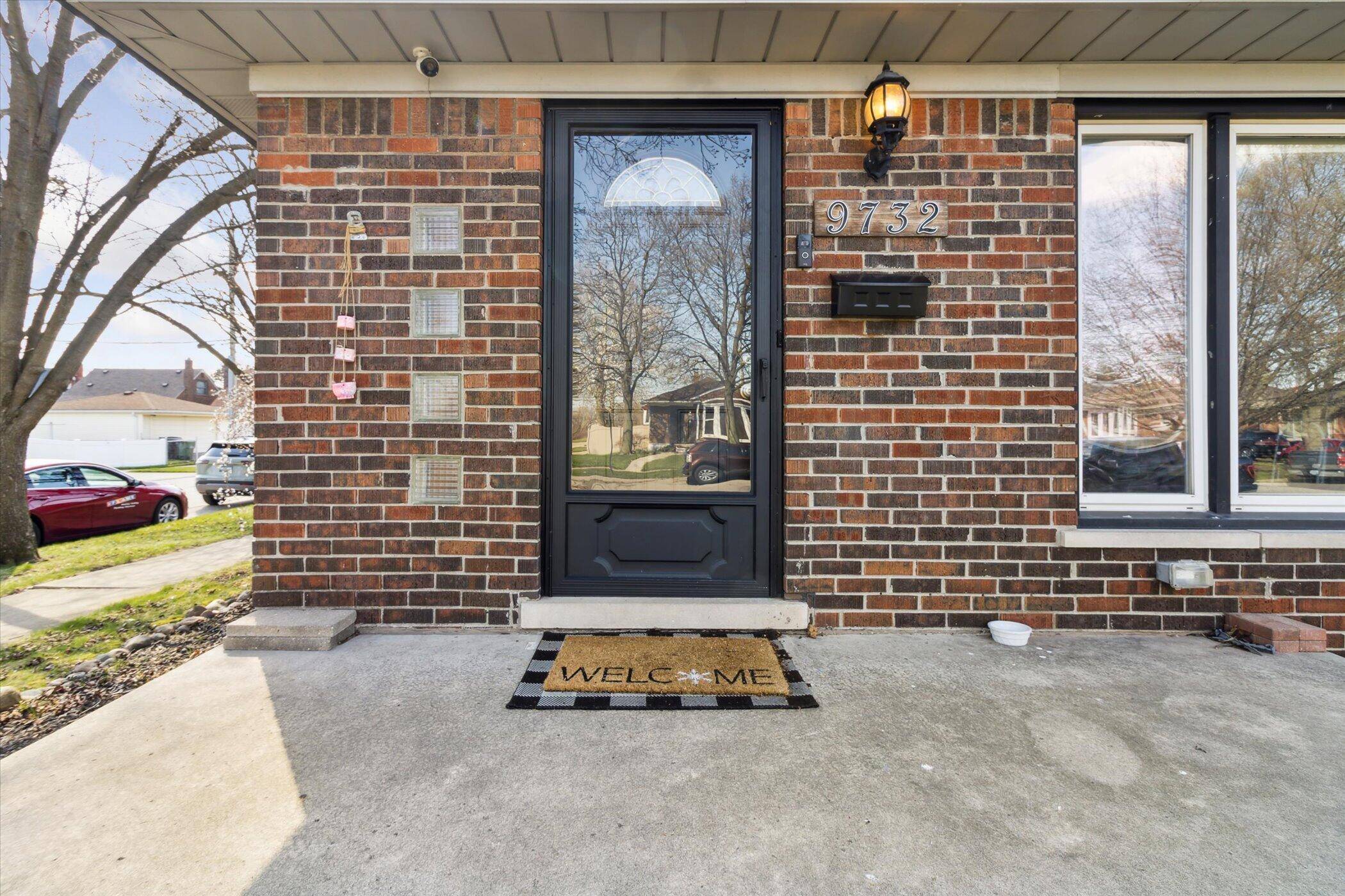 Allen Park, MI 48101,9732 Rosedale Boulevard