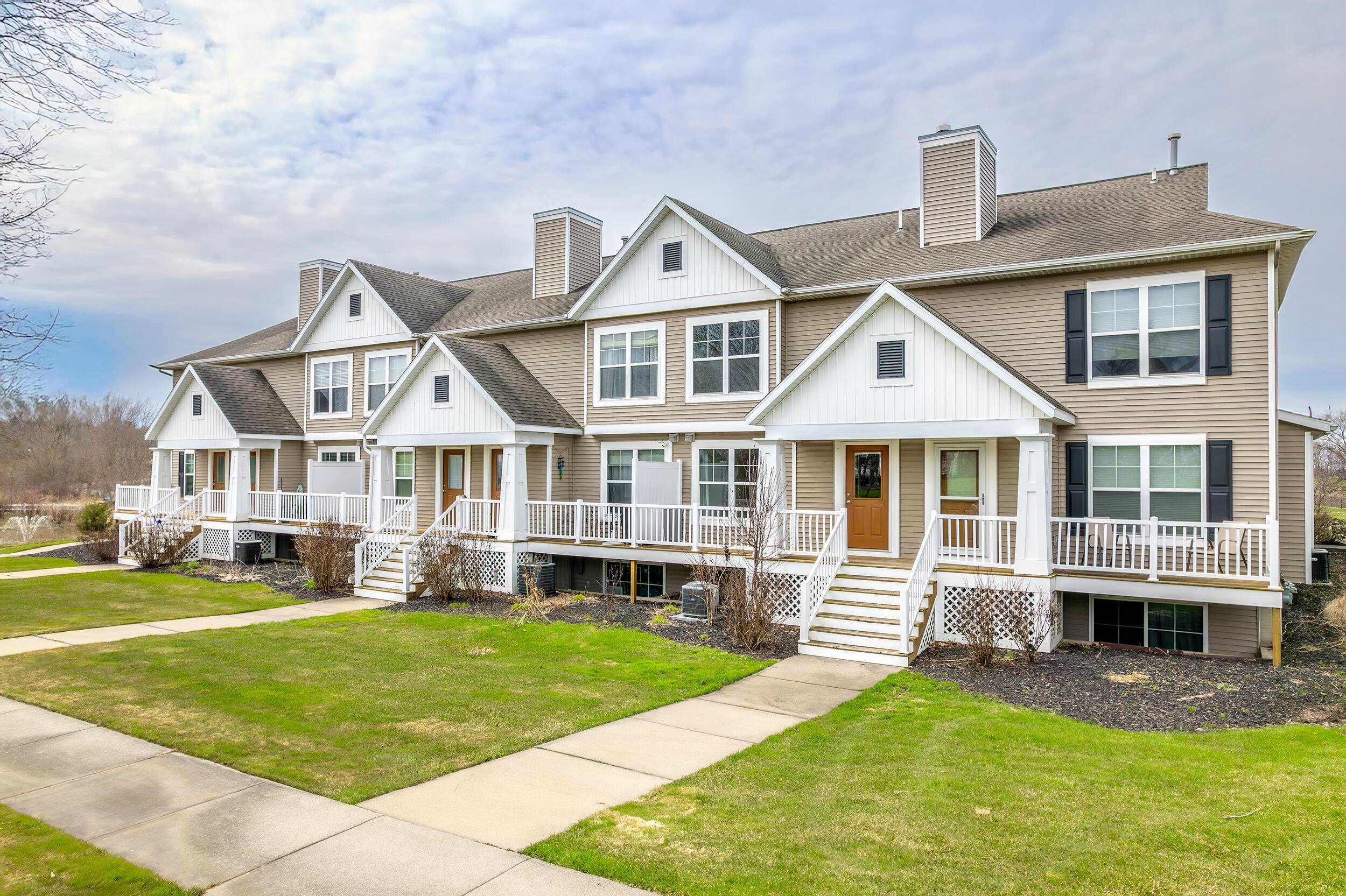 Hudsonville, MI 49426,3672 Oxford Court ##8