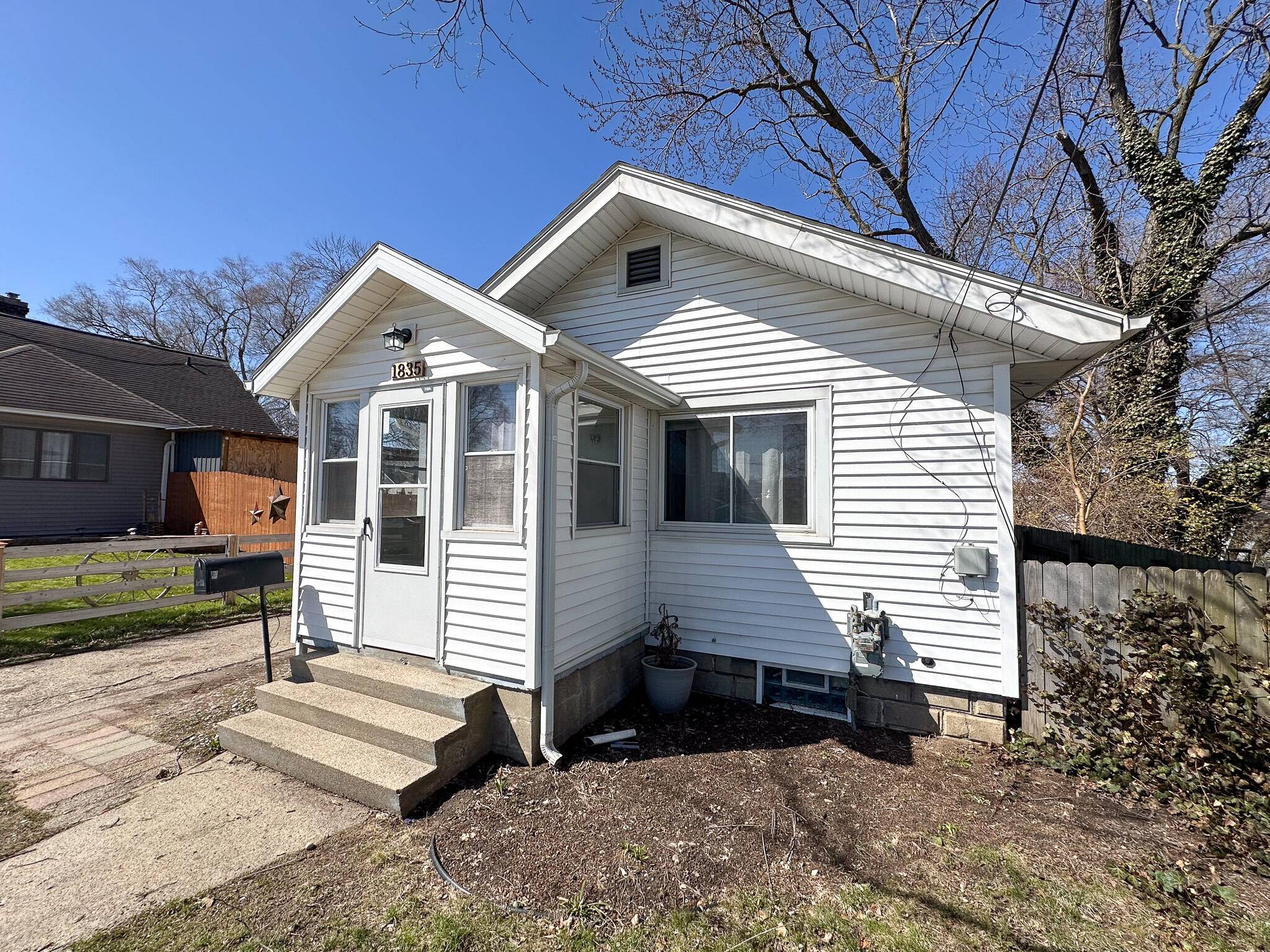 Wyoming, MI 49519,1835 Collingwood SW Avenue
