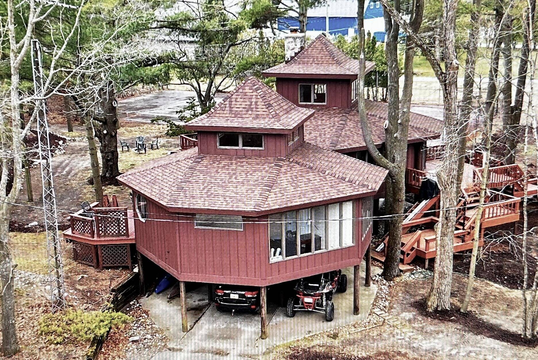 Mears, MI 49436,9233 W Silver Lake Road