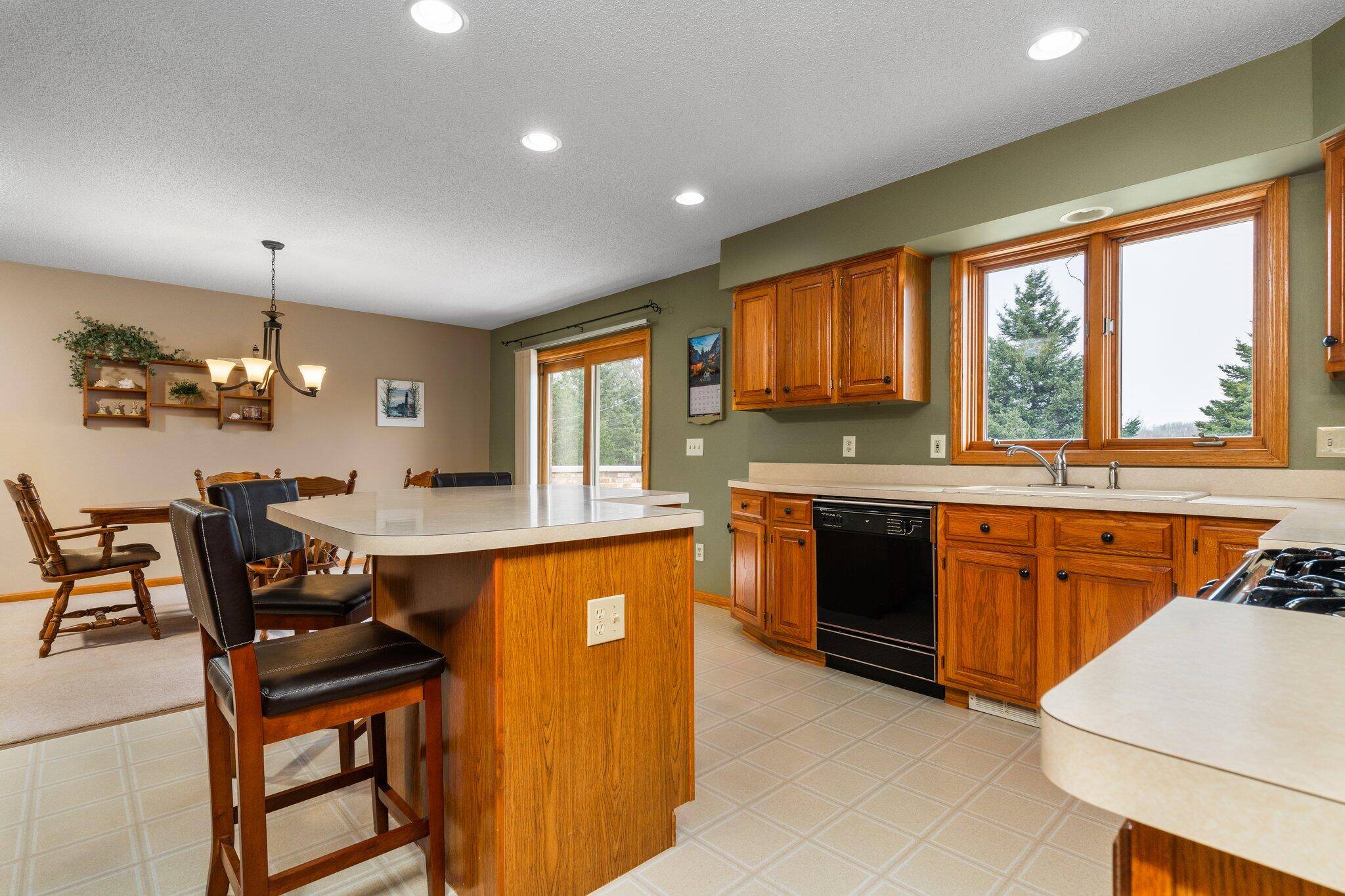 Ann Arbor, MI 48105,3431 E North Territorial Road