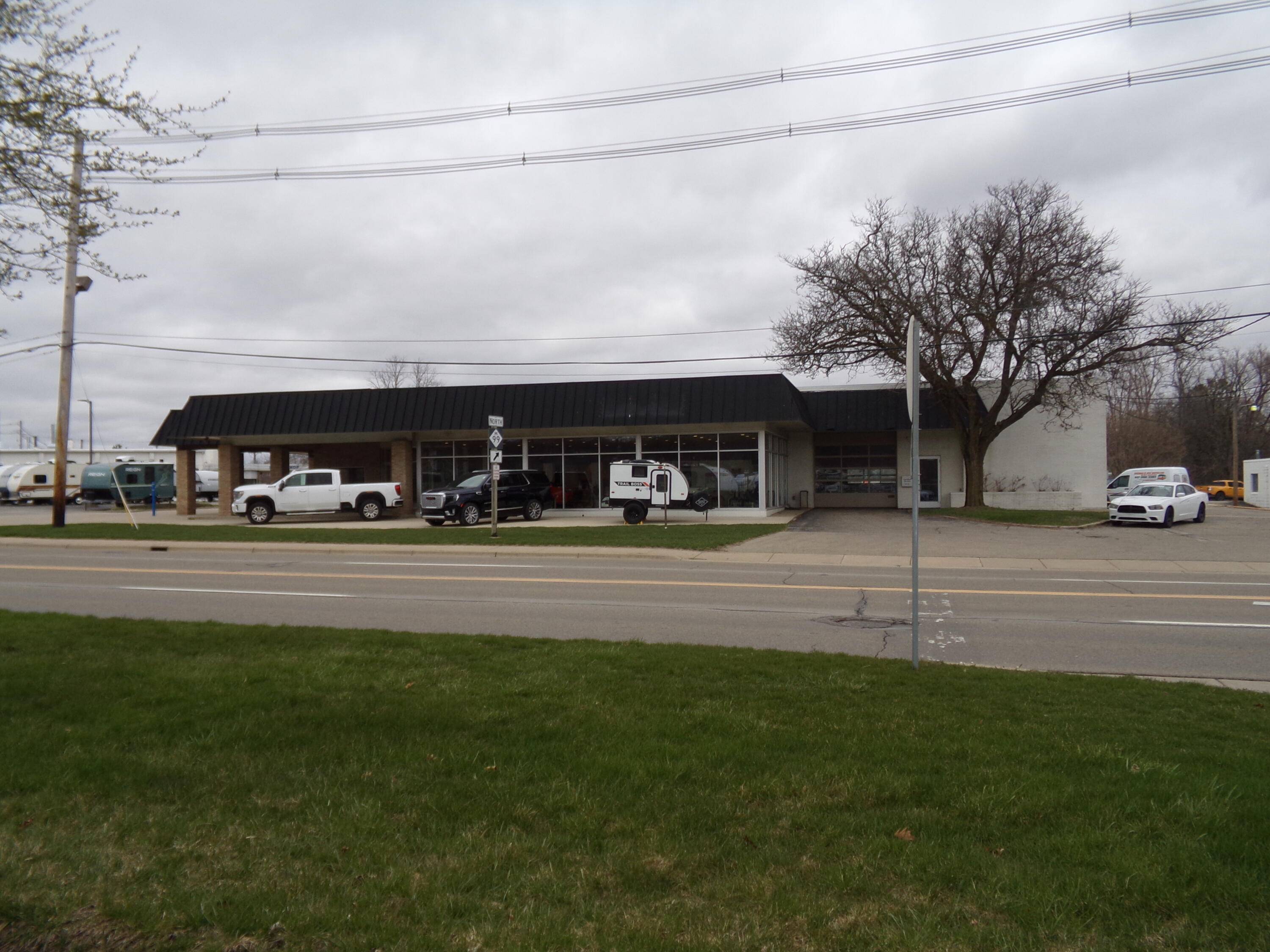 Hillsdale, MI 49242,99 W Carleton Road