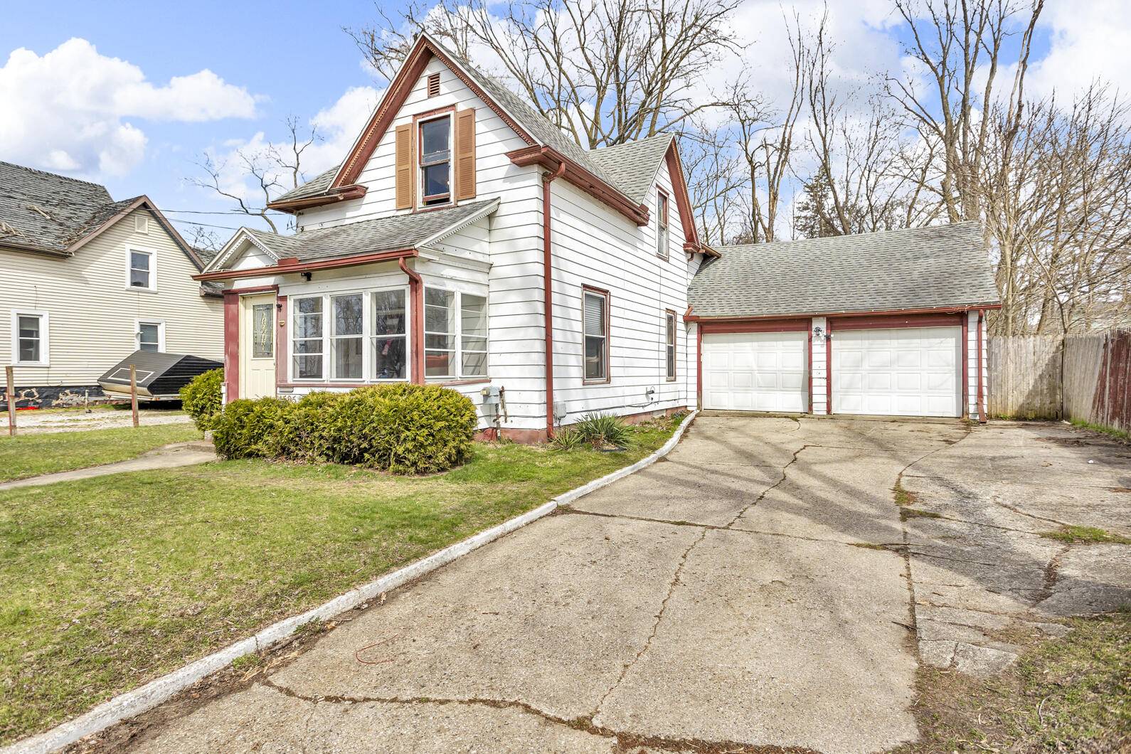 Jackson, MI 49203,1505 Carl Breeding Way