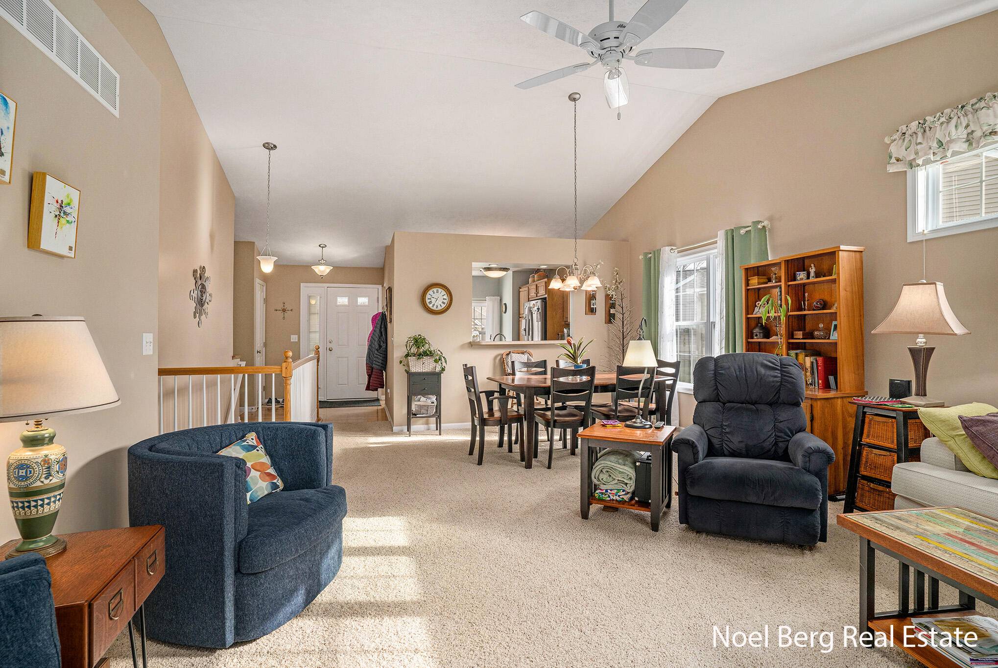 Grand Haven, MI 49417,15312 Winchester Circle