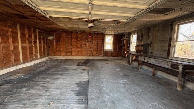 Greenville, MI 48838,207 E Coffren Avenue