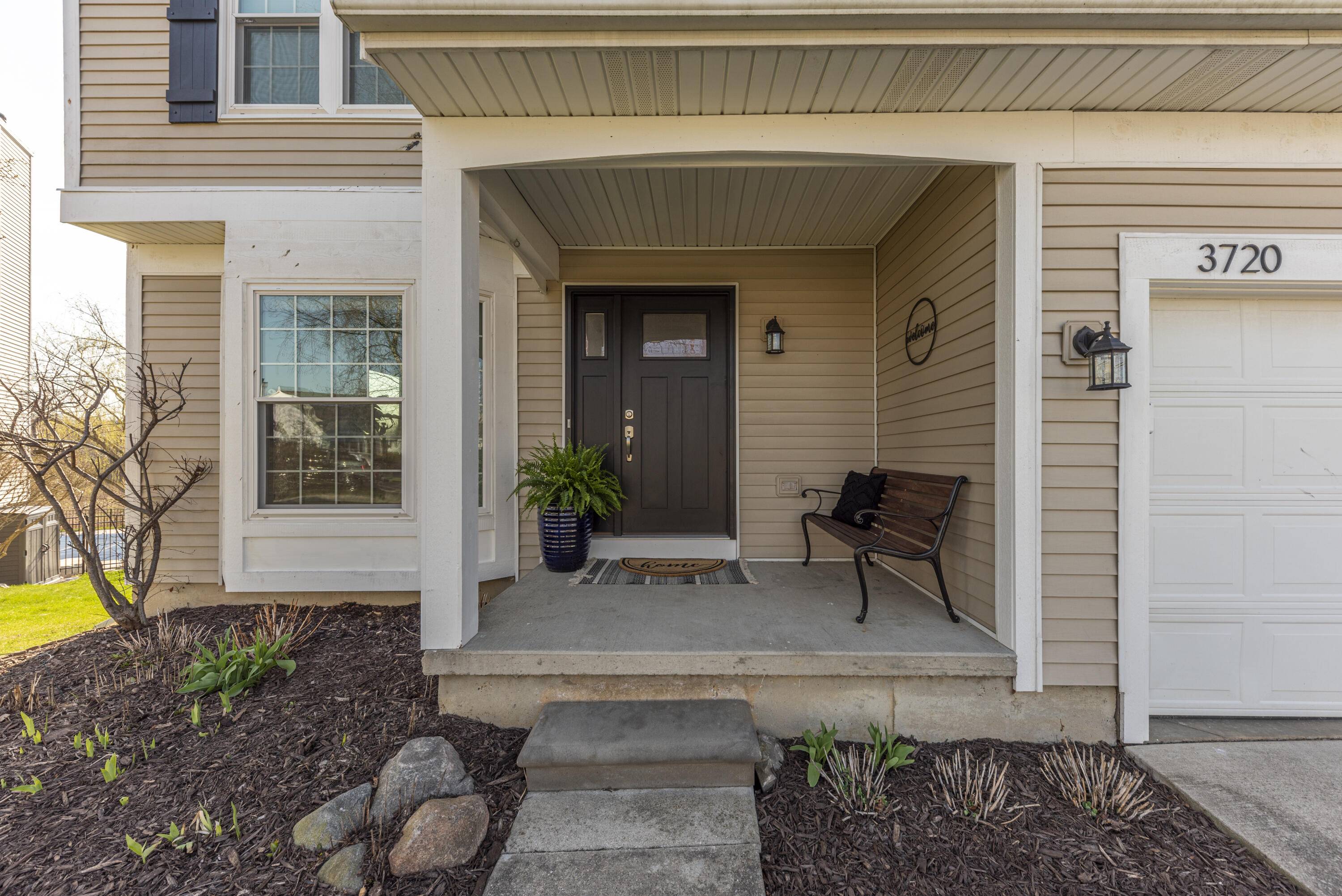 Dexter, MI 48130,3720 Meadow View Drive