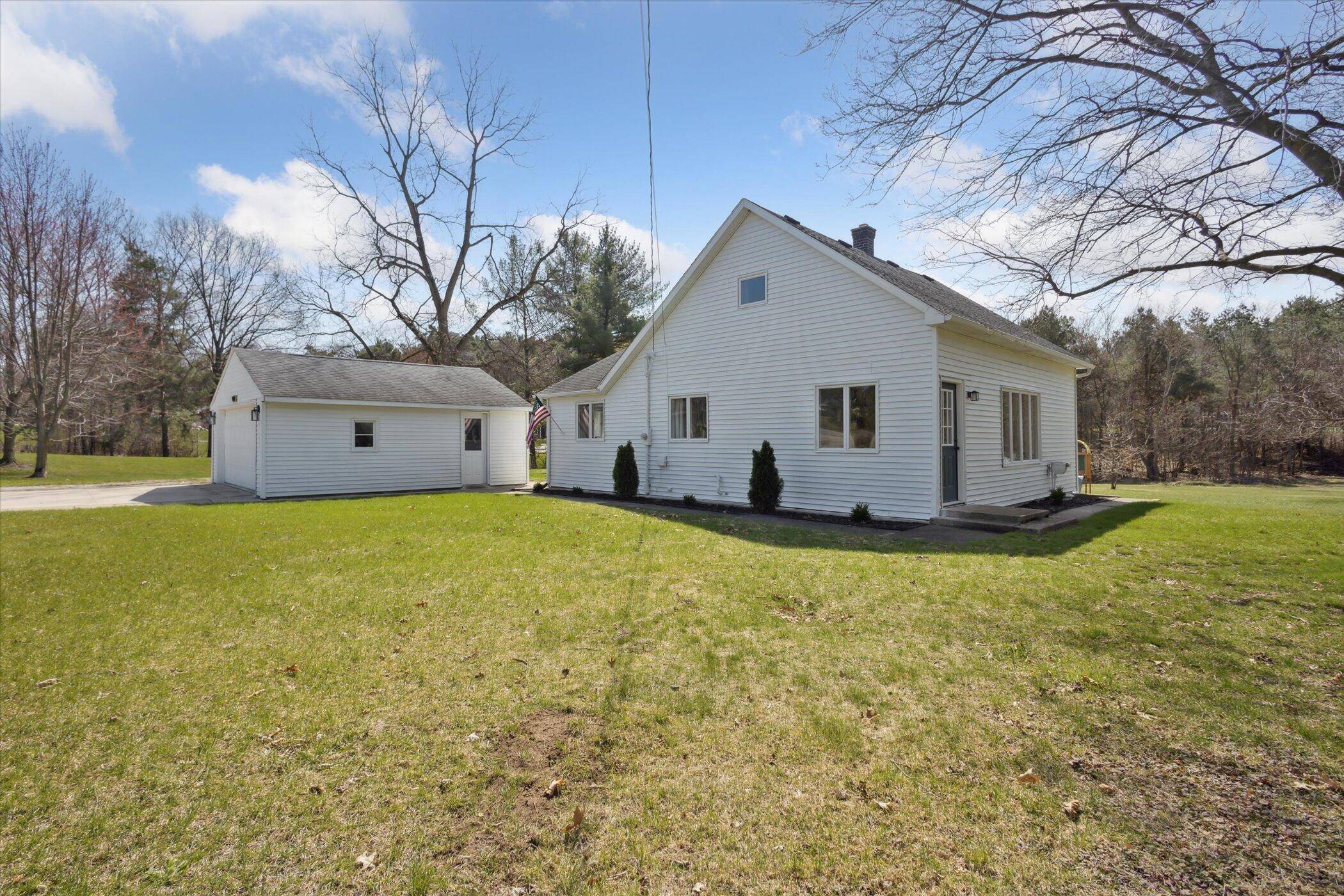Alto, MI 49302,9488 68th SE Street