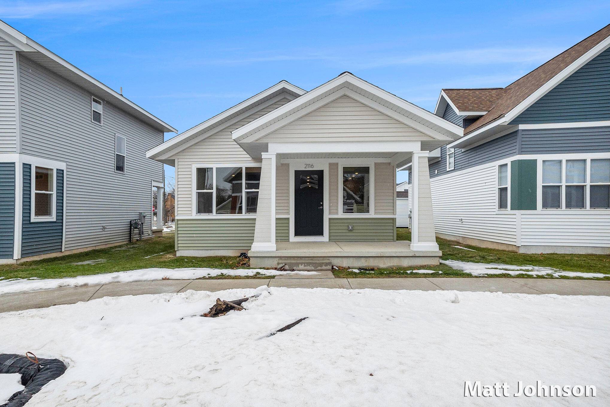 Grand Rapids, MI 49507,2050 Linden SE Avenue