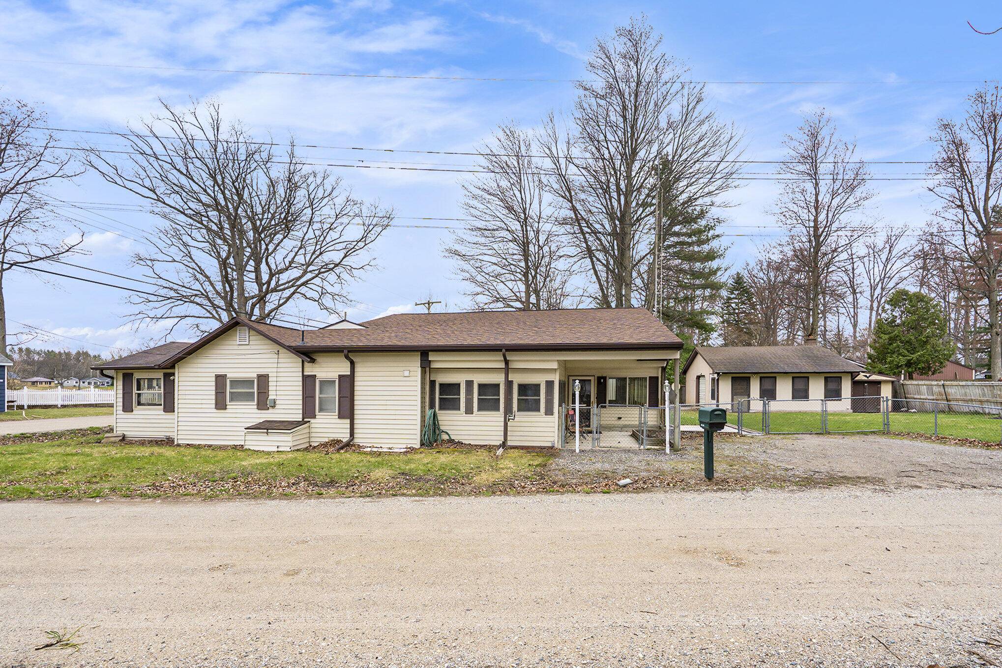 Beaverton, MI 48612,4302 Lake Drive