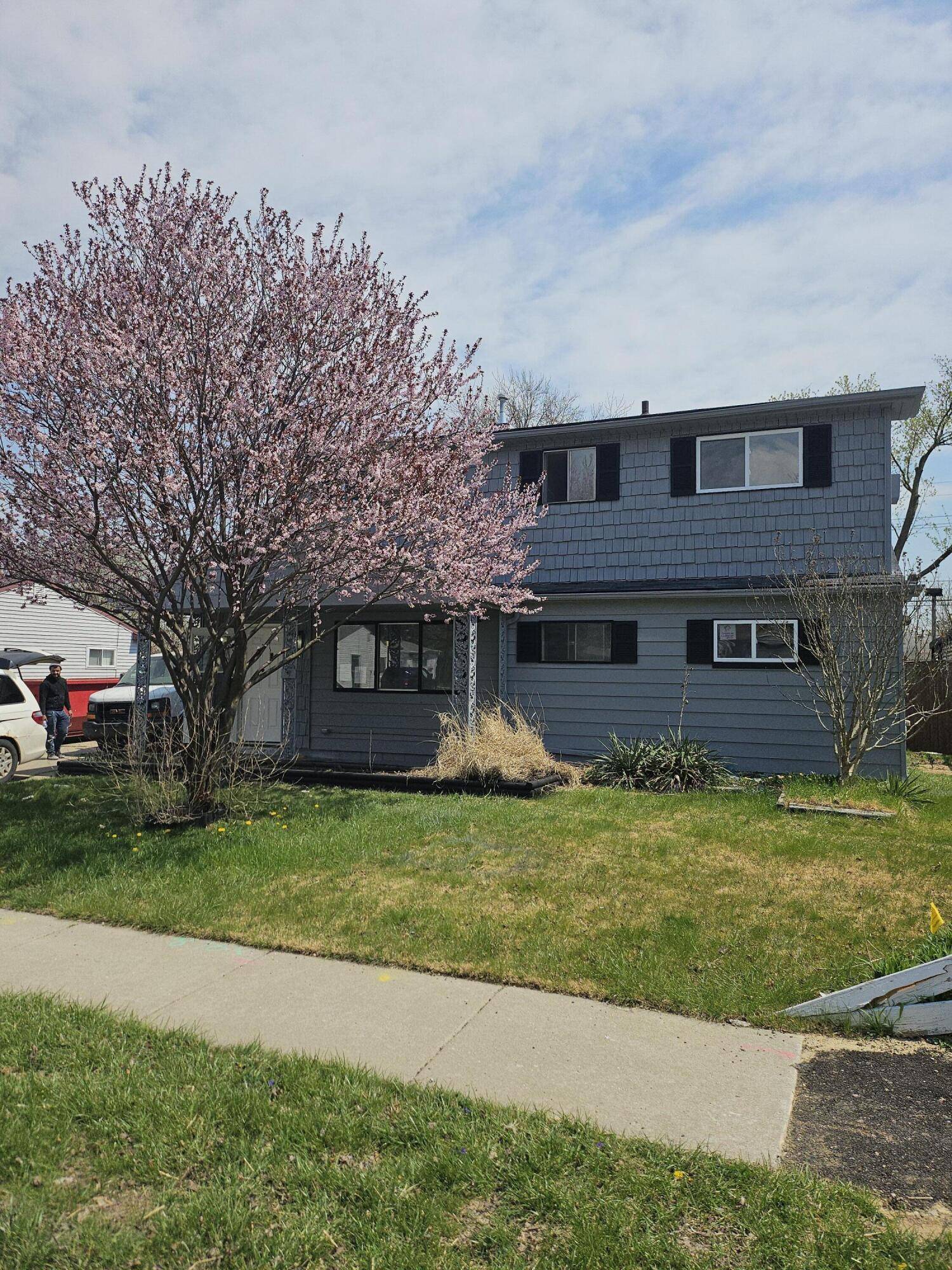 Warren, MI 48089,23570 Grabar Square