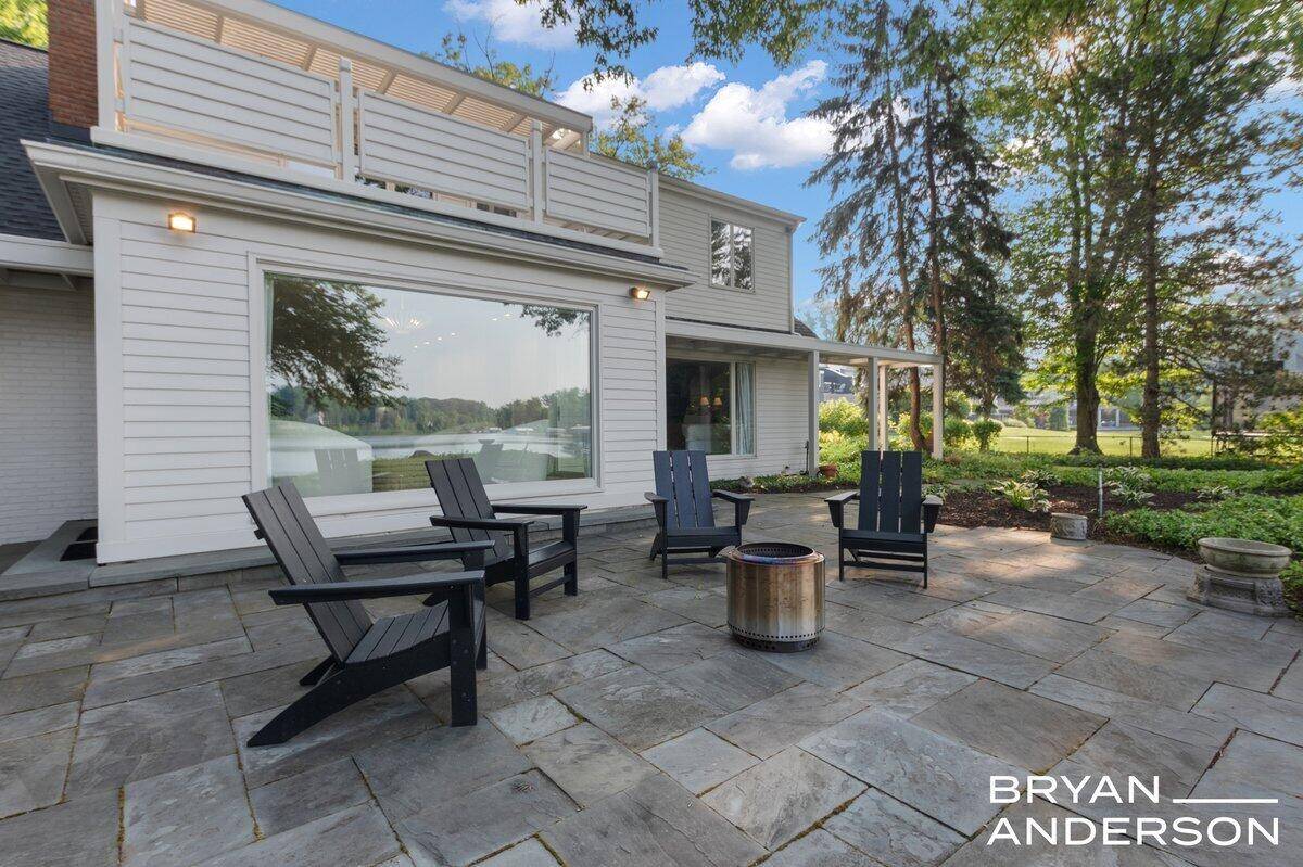 East Grand Rapids, MI 49506,3150 Manhattan SE Lane