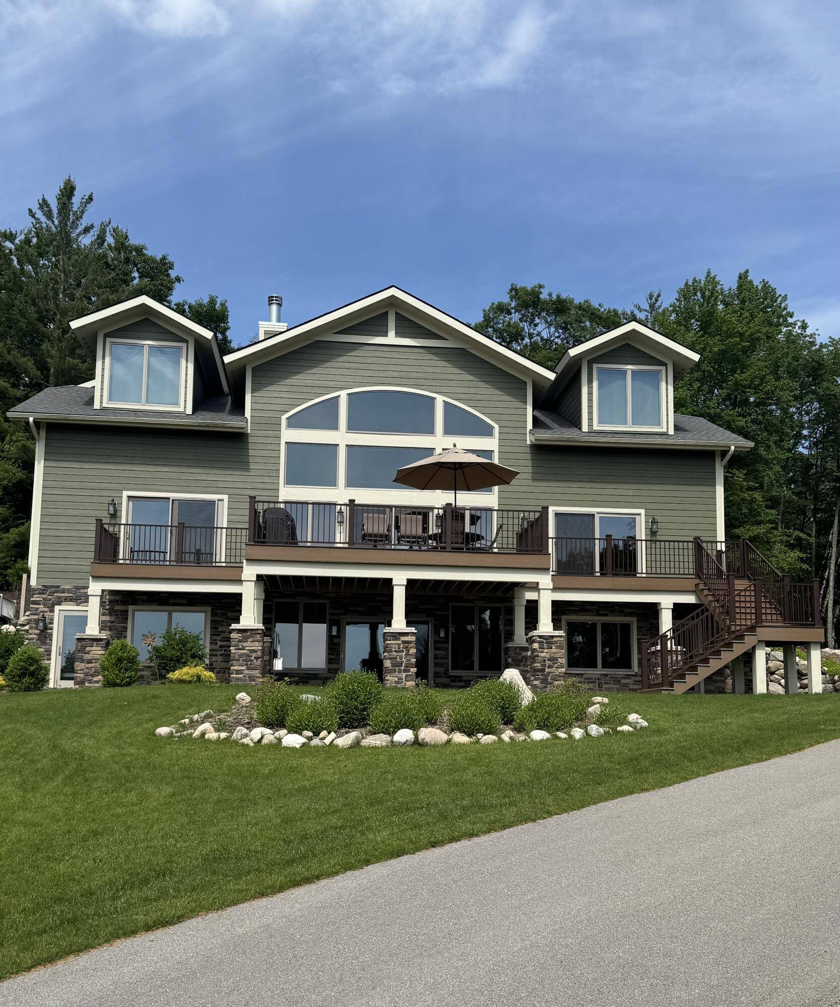 Harbor Springs, MI 49740,1267 Pinetree Trail