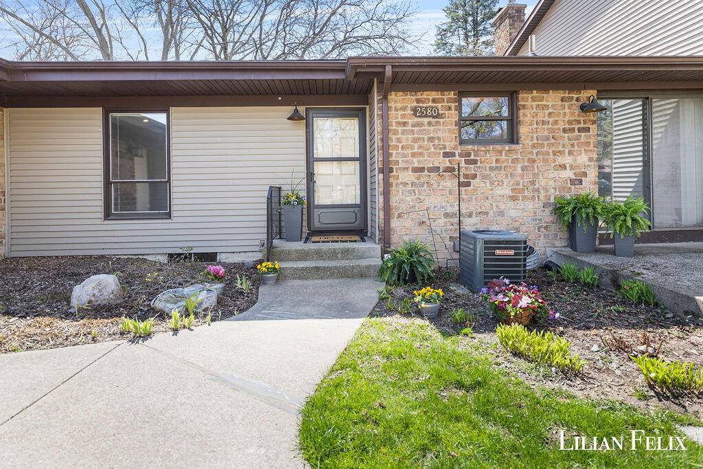 Grand Rapids, MI 49546,2580 Knightsbridge SE Road
