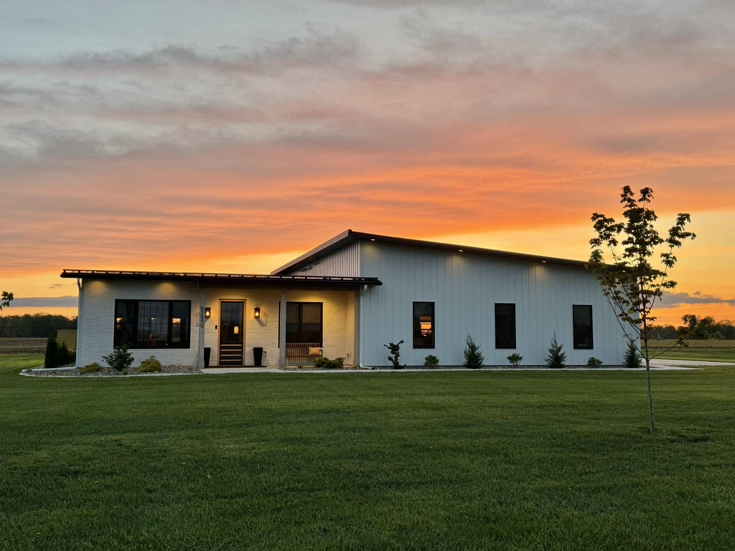 Burr Oak, MI 49030,63890 Middle Colon Road