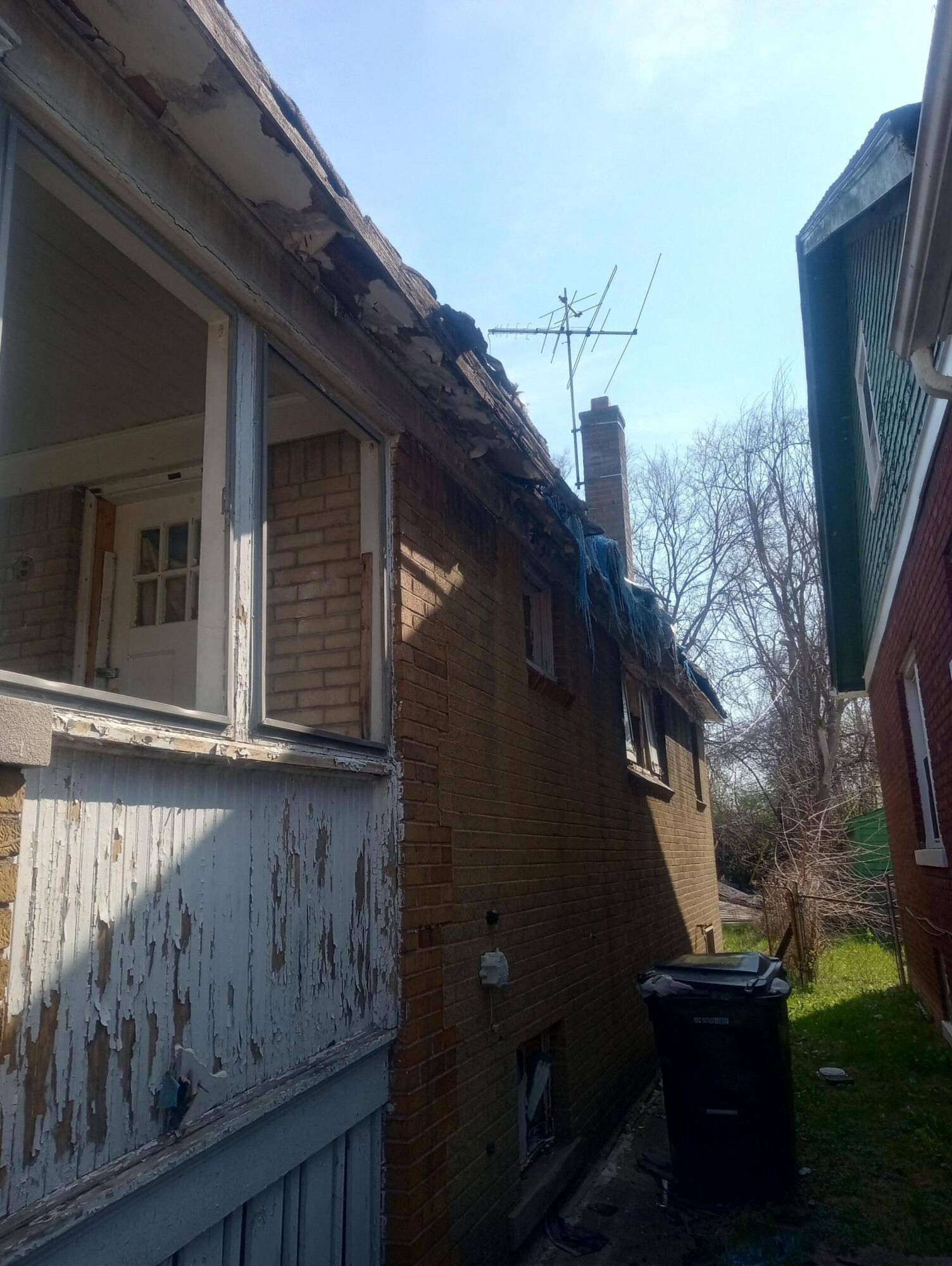 Detroit, MI 48238,14294 roselawn