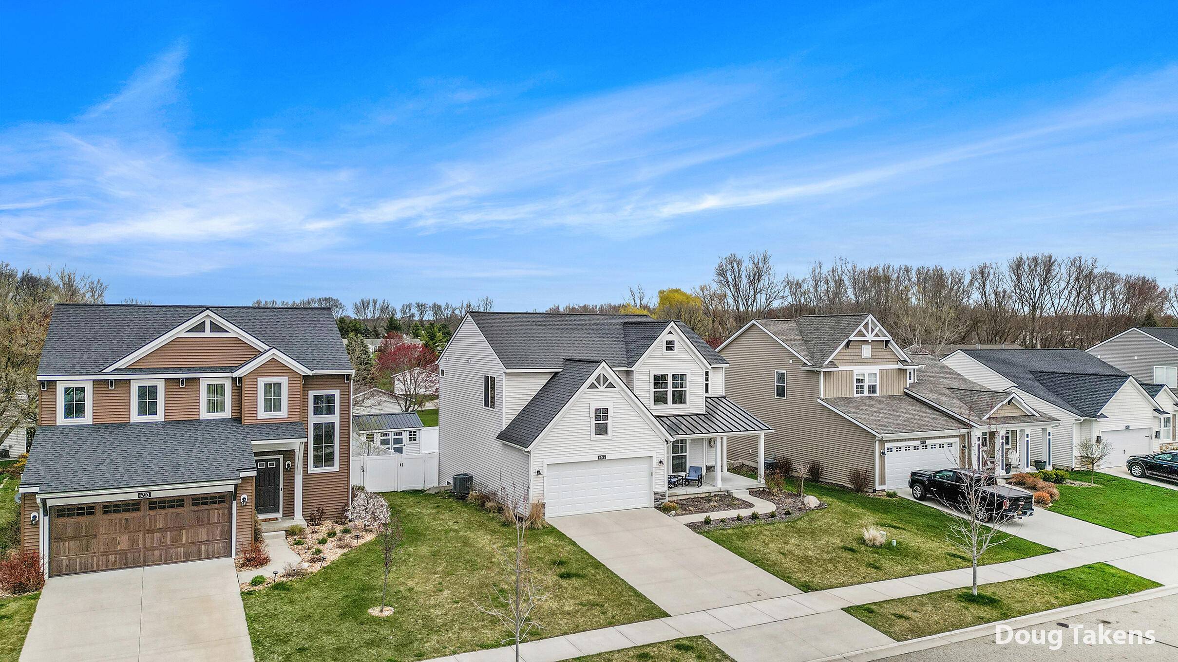 Rockford, MI 49341,6745 Craftsman Square NE Drive