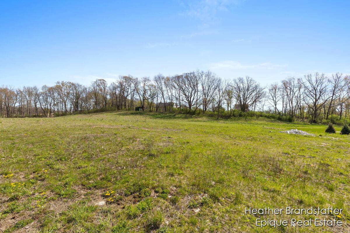 Ada, MI 49301,5000 Hickory Pointe Wds SE