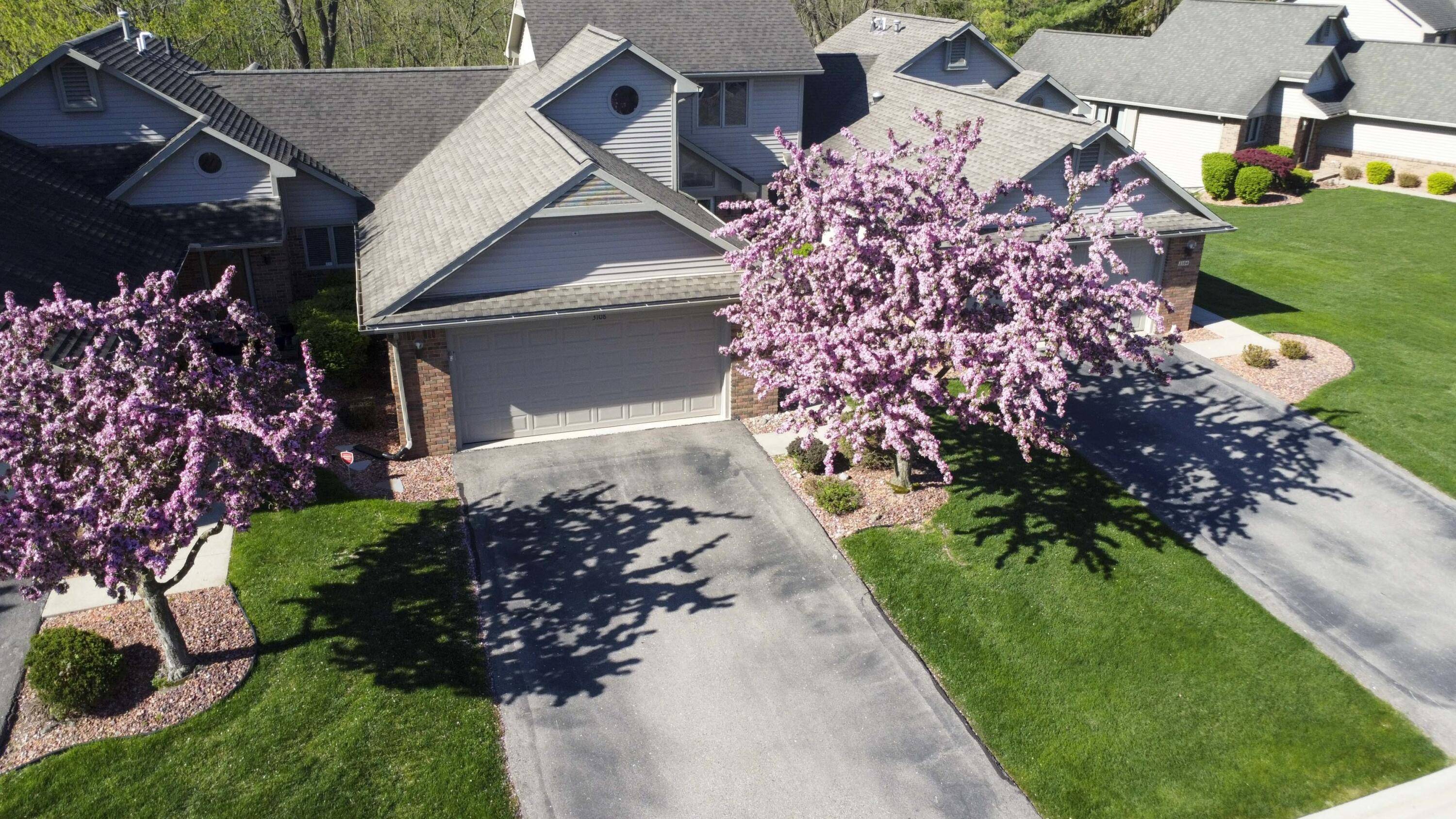 Wayne, MI 48184,3108 N Rivers Edge Drive