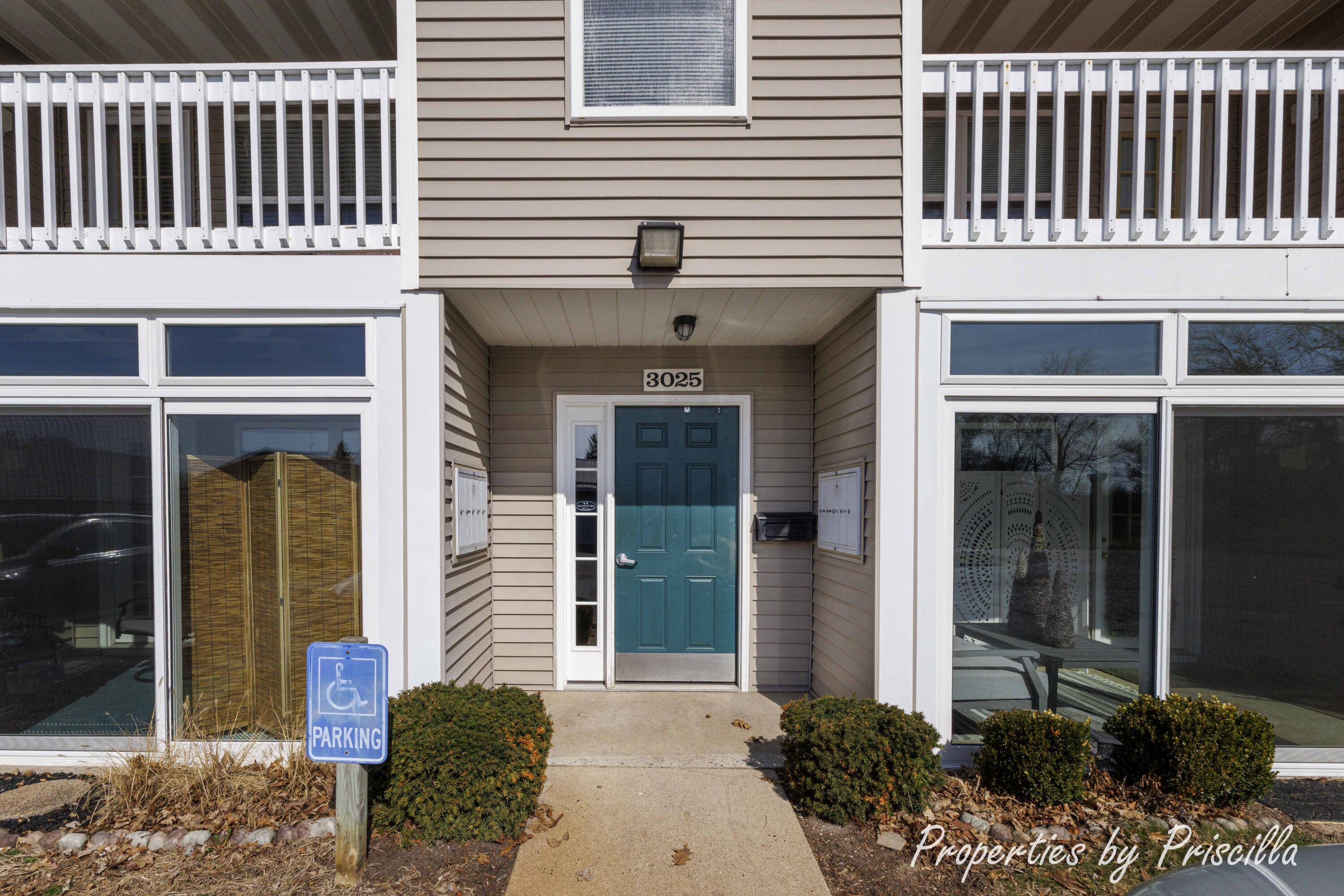 Grand Rapids, MI 49512,3025 Poplar Creek SE Drive #104