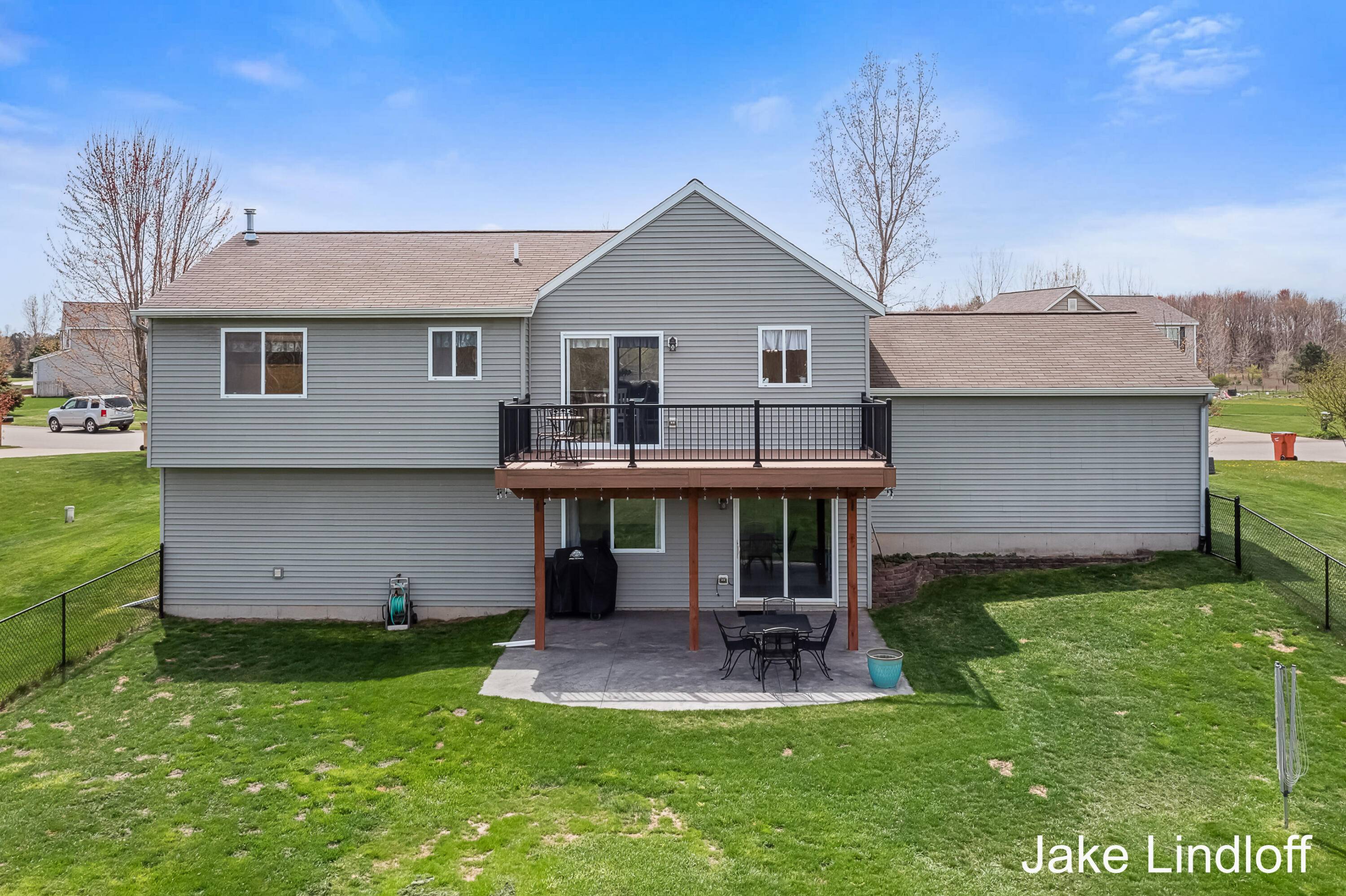 Rockford, MI 49341,6879 Peninsula NE Drive