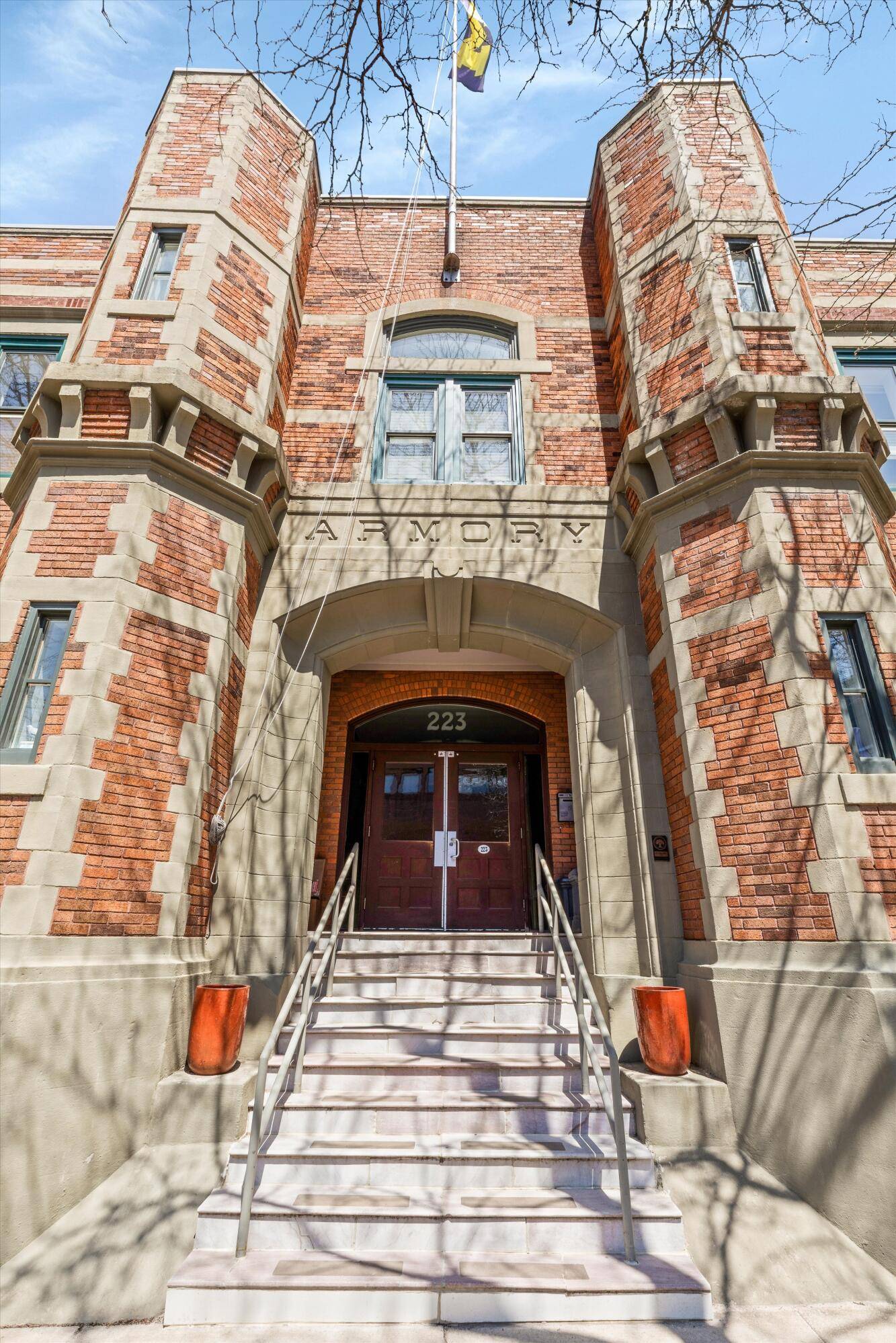 Ann Arbor, MI 48104,223 E Ann Street #1