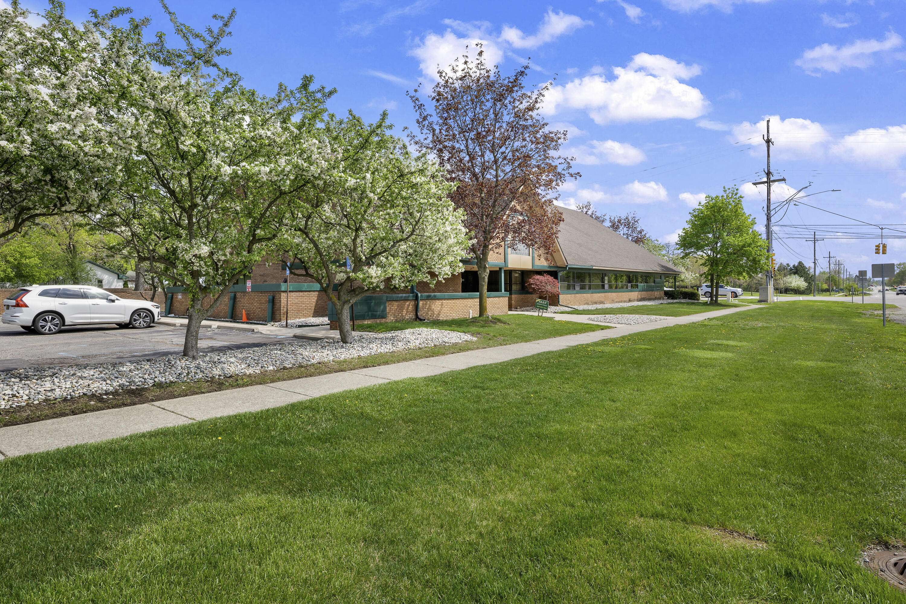 Novi, MI 48375,45380 W 10 Mile Road