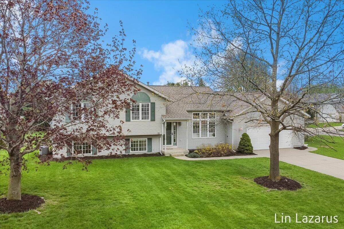 Hudsonville, MI 49426,6332 Rush Creek Court