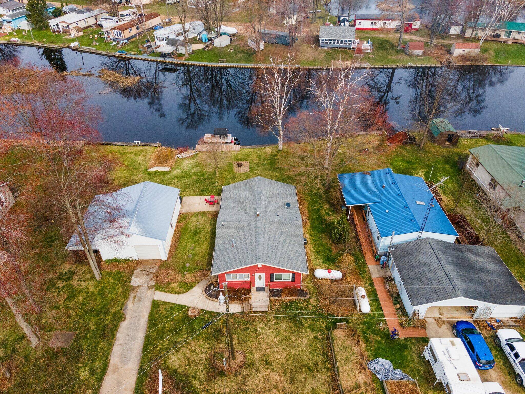 Barryton, MI 49305,5347 Birch Island Drive