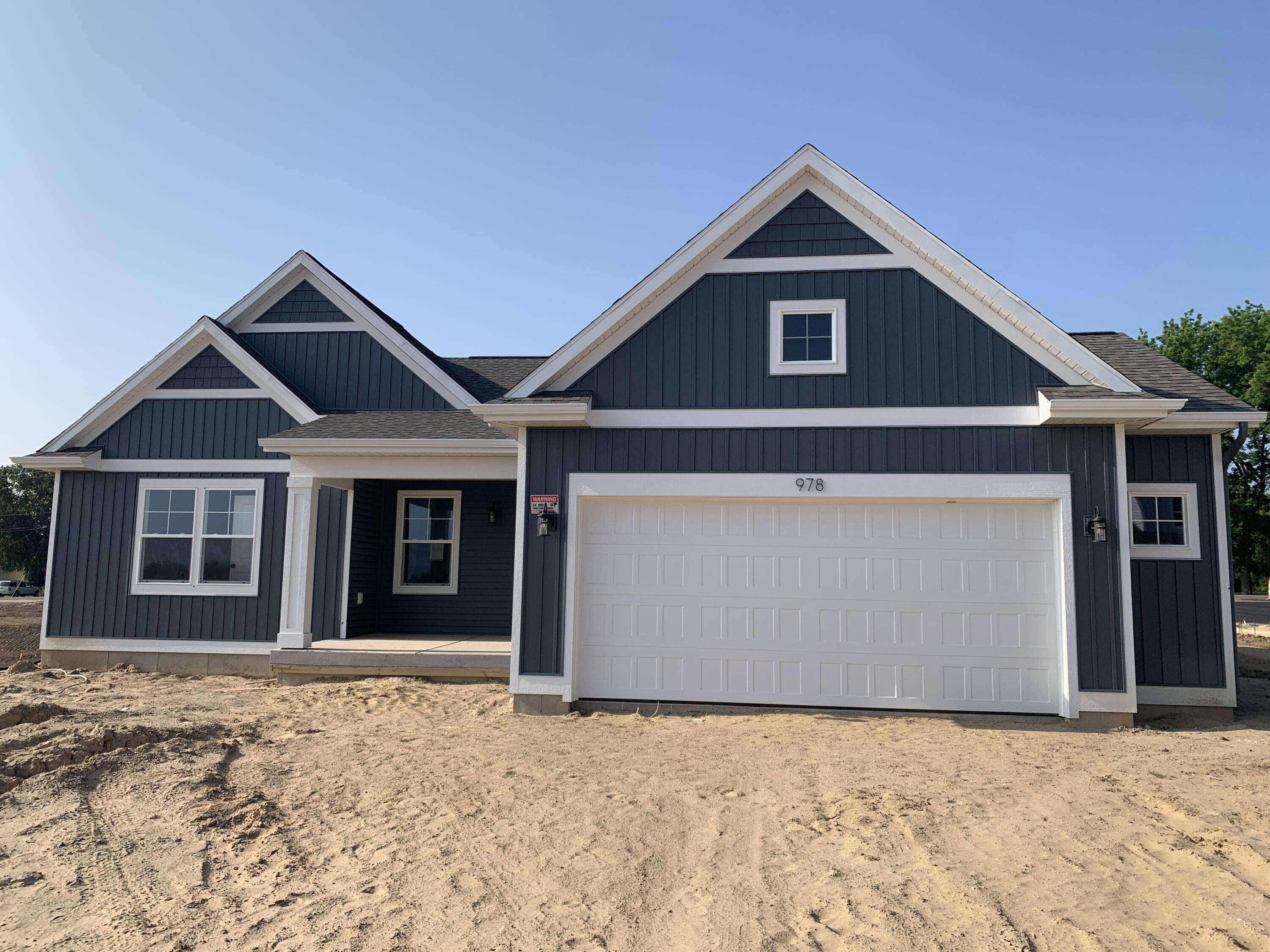 Comstock Park, MI 49321,978 Ellerston NW Street #33