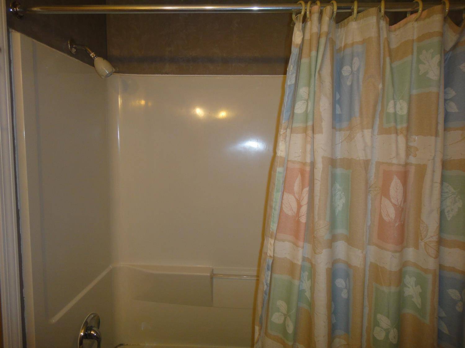 Ann Arbor, MI 48105,1249 Island Drive #101