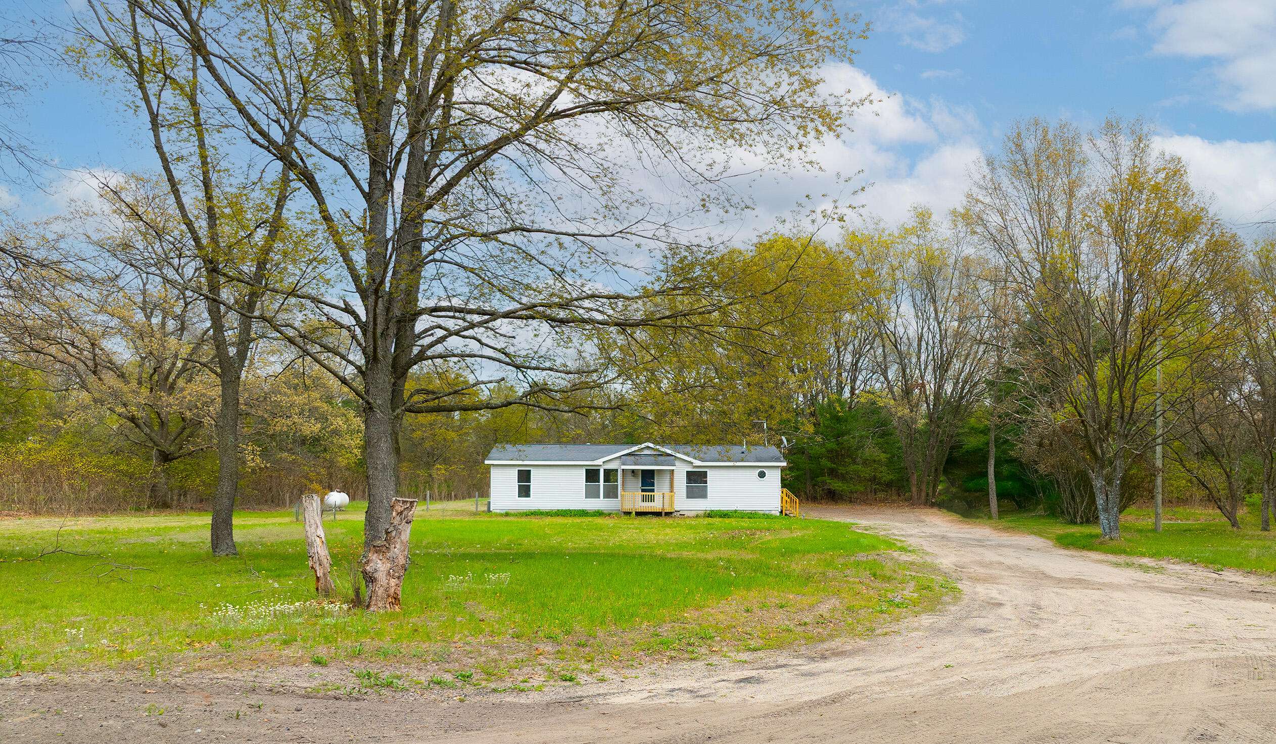 Muskegon, MI 49442,4885 E Apple Avenue