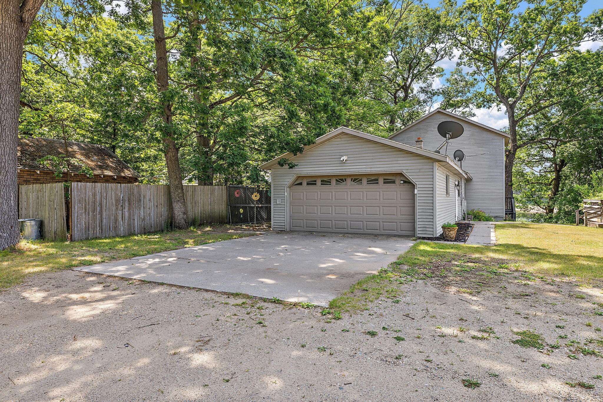 Muskegon, MI 49442,5657 Harding Avenue