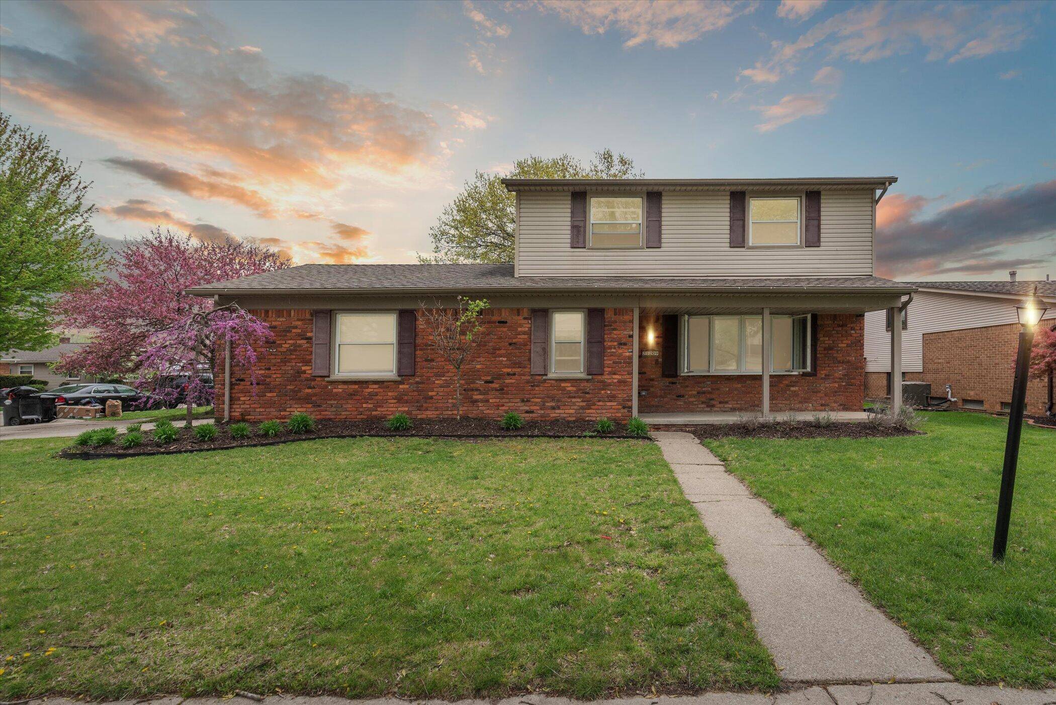 Trenton, MI 48183,21209 Danbury Street