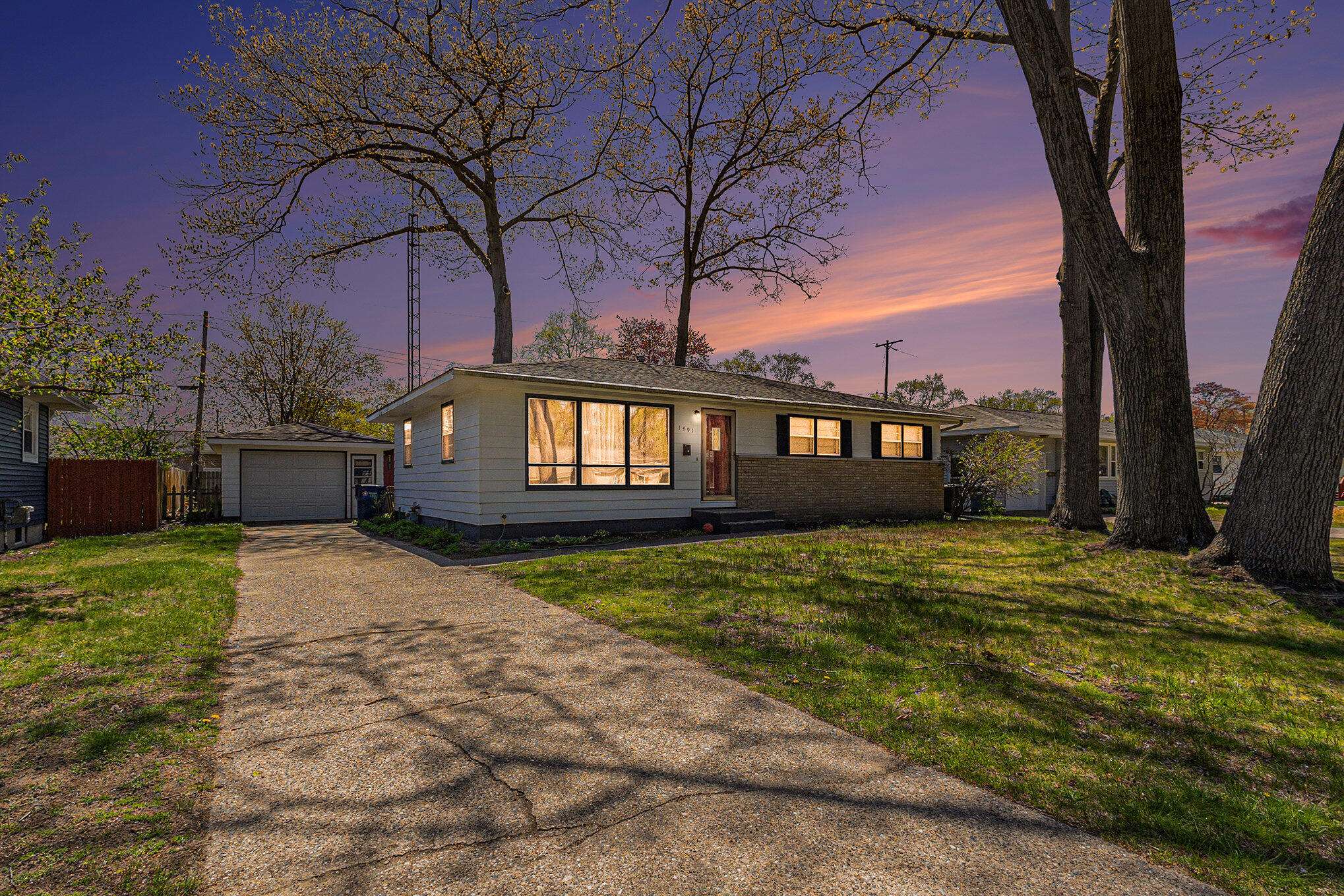 Muskegon, MI 49441,1491 Greenwich Road