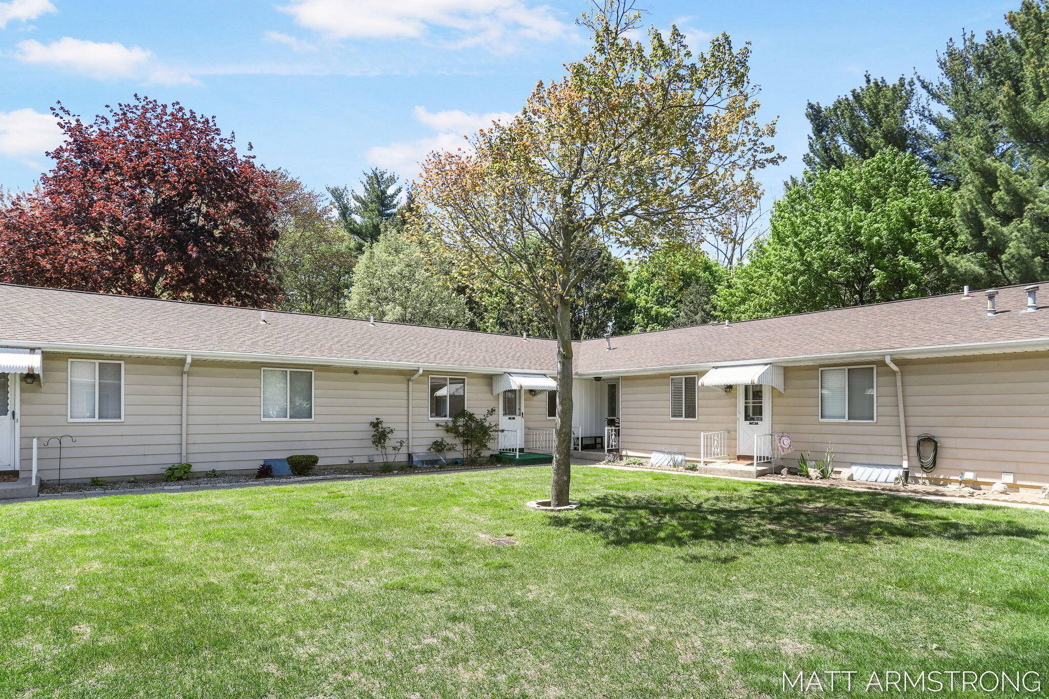 Kentwood, MI 49548,5803 Leisure South SE Drive