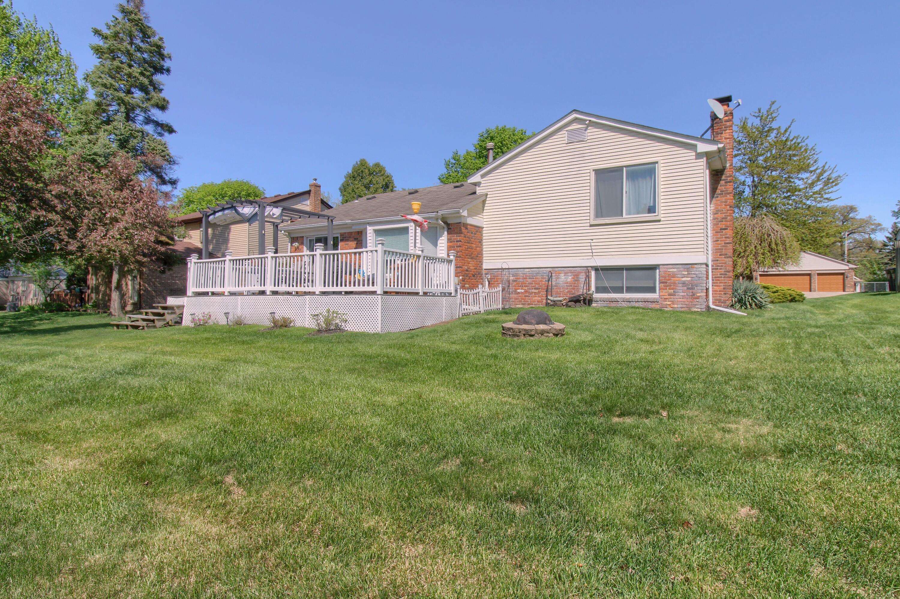 Livonia, MI 48154,13947 Ashurst St Street