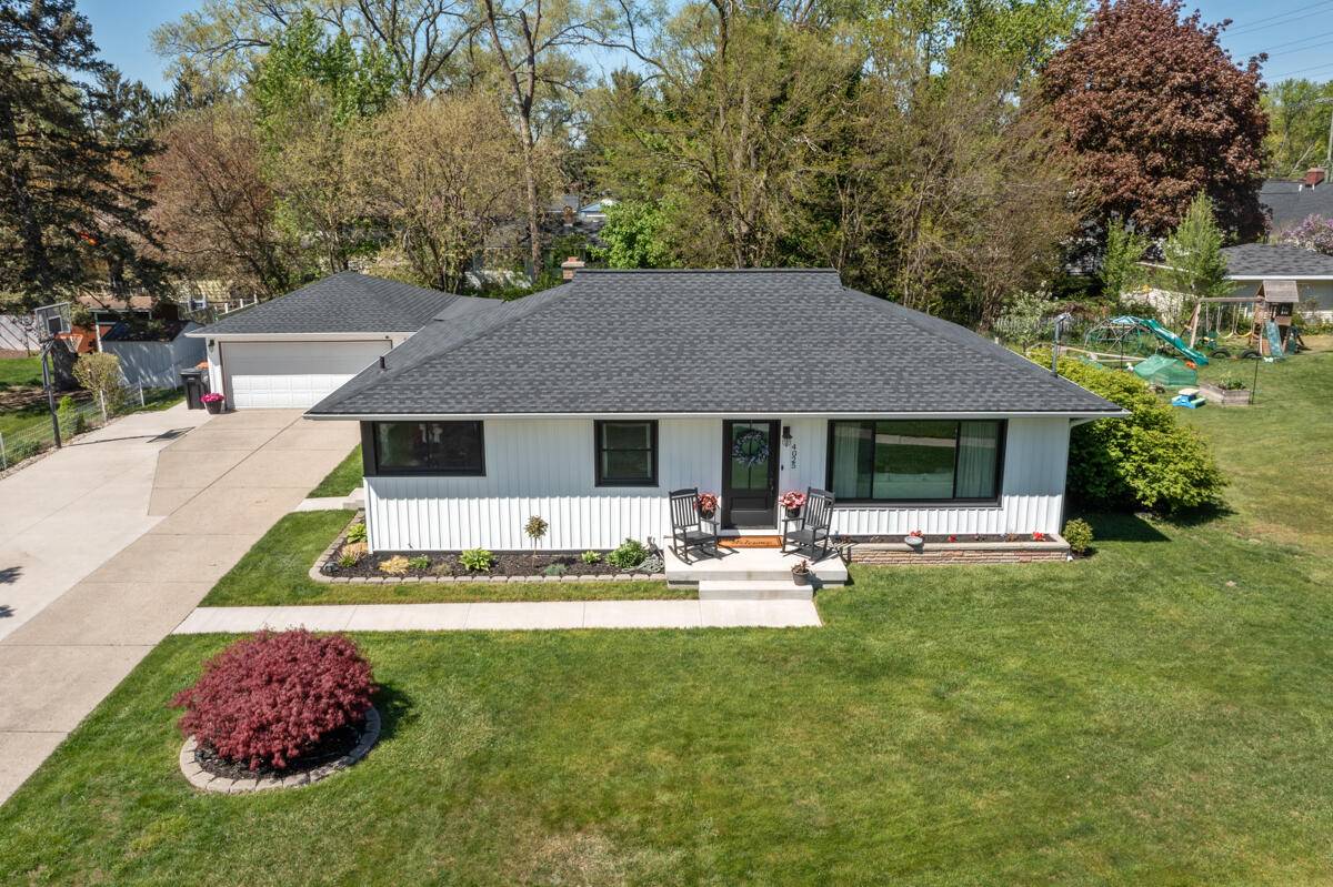 Grandville, MI 49418,4025 Pineview SW Street