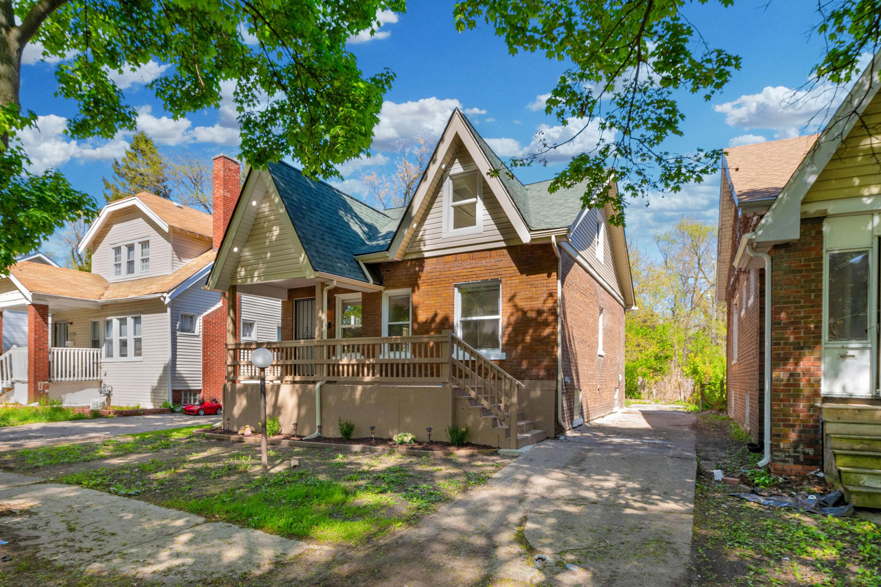 Detroit, MI 48221,16568 Monica Street
