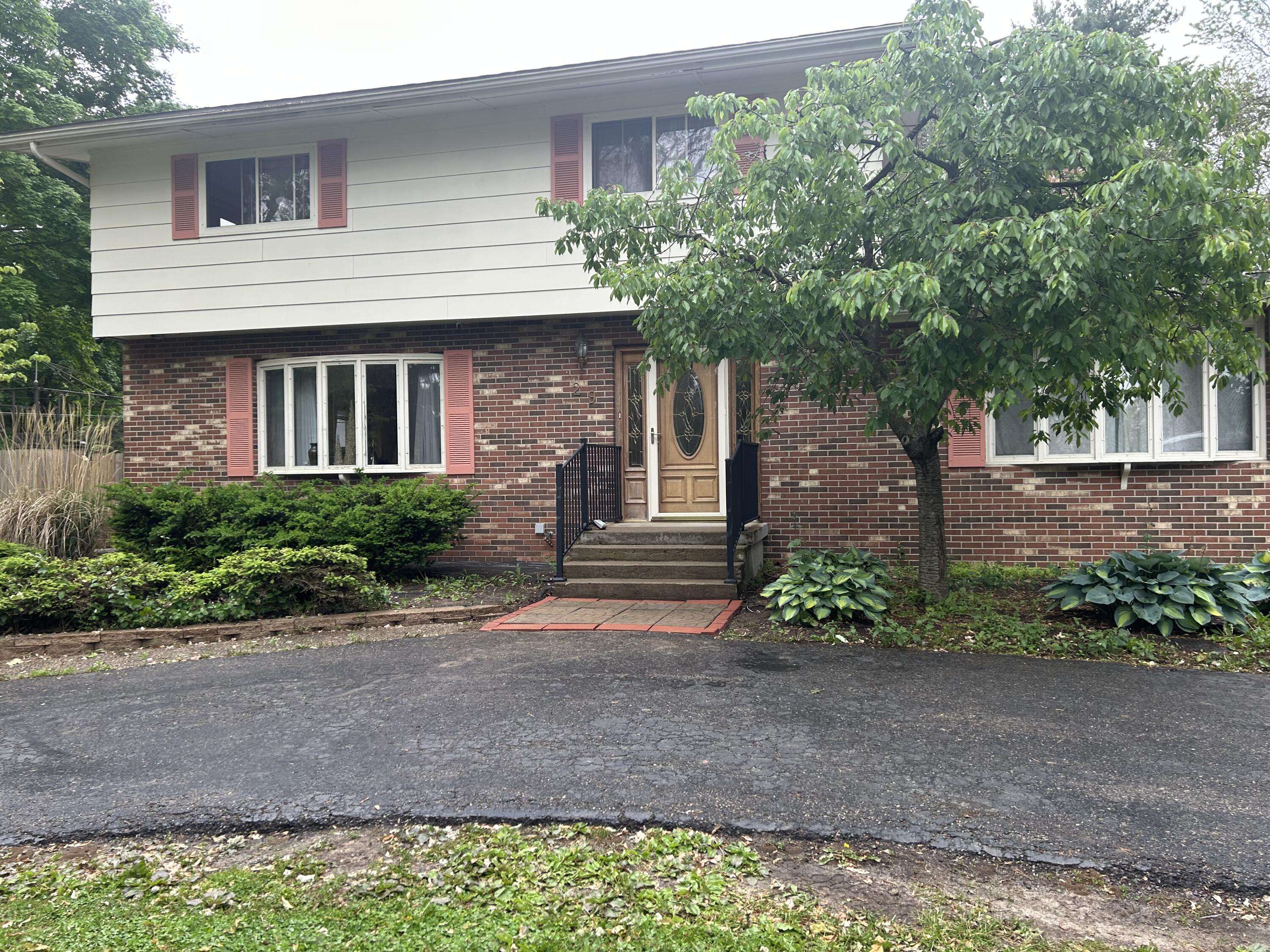 Coldwater, MI 49036,29 Douglas Avenue