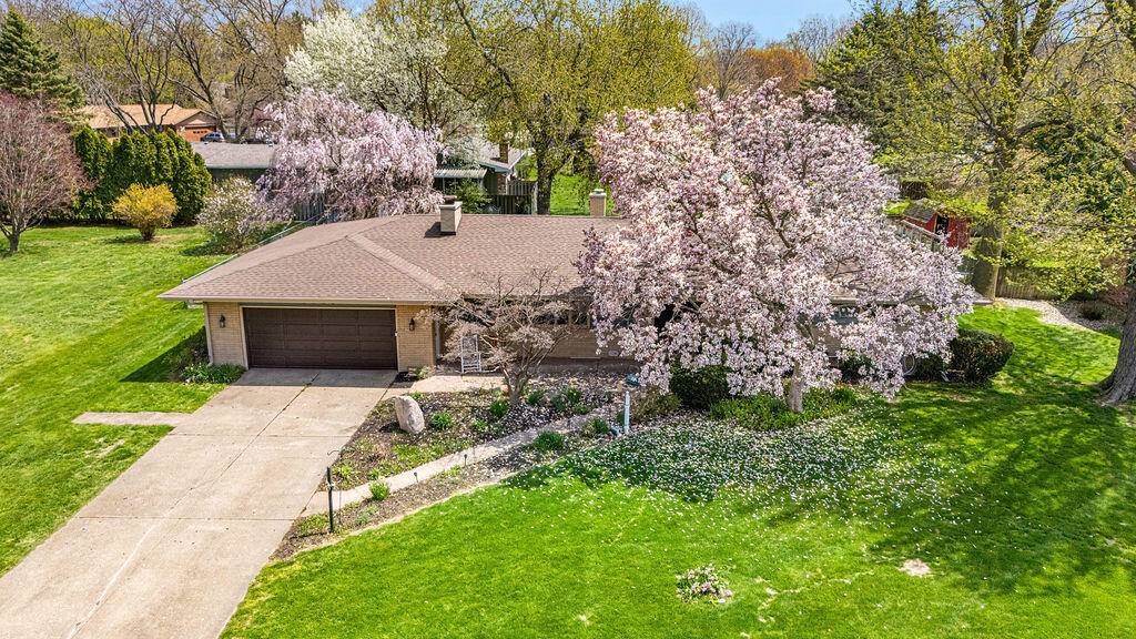 St. Joseph, MI 49085,2655 Tanbark Trail