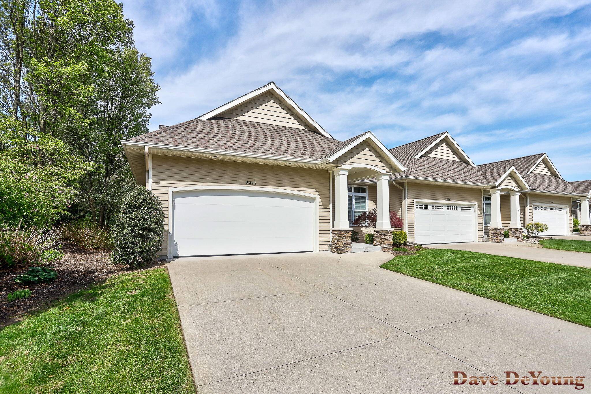 Holland, MI 49424,2415 Nuttall Court #28