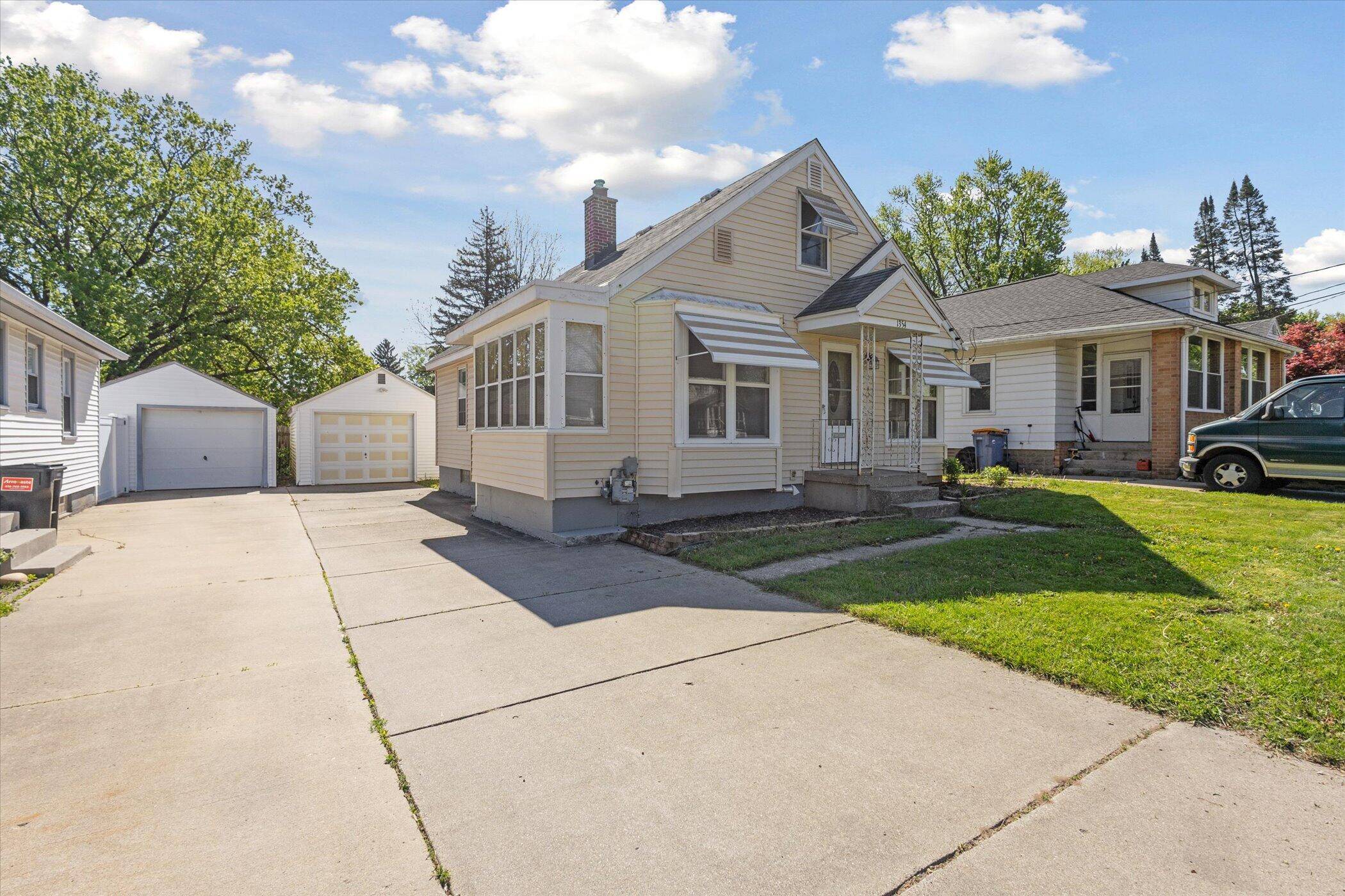 Grand Rapids, MI 49506,1354 Houseman NE Avenue